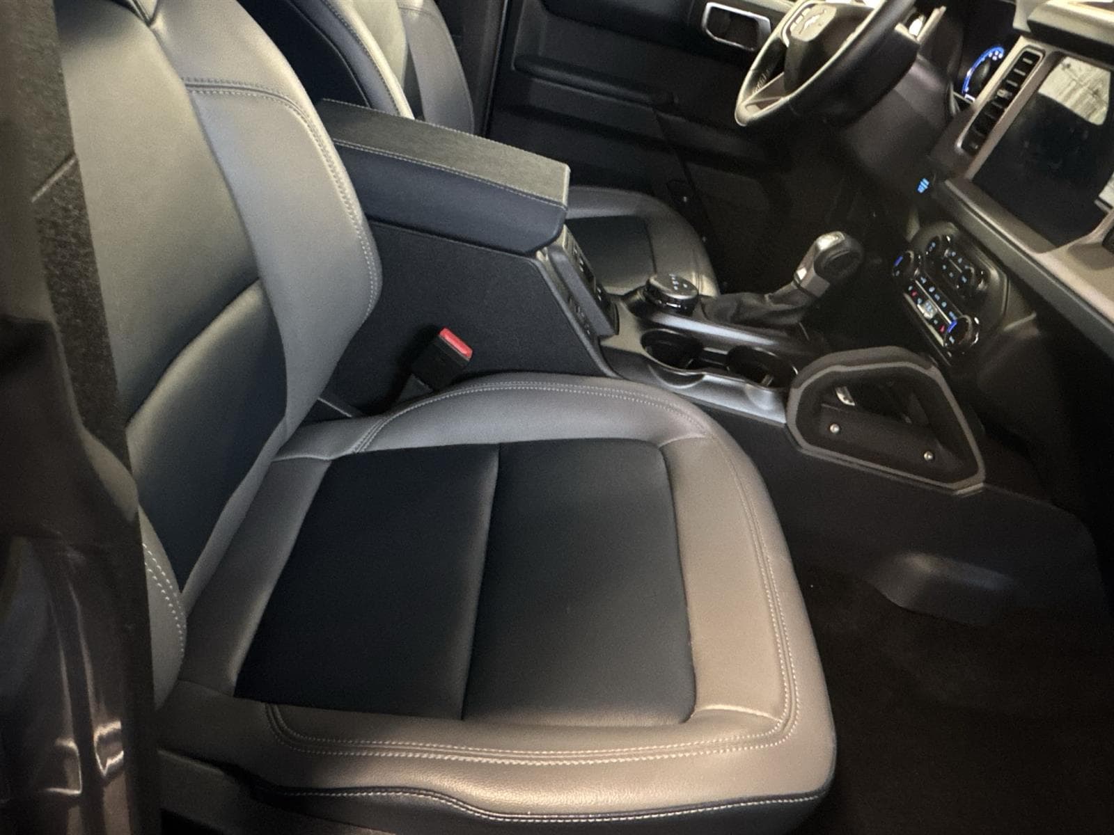 Thumbnail: 2024 Ford Bronco - 15