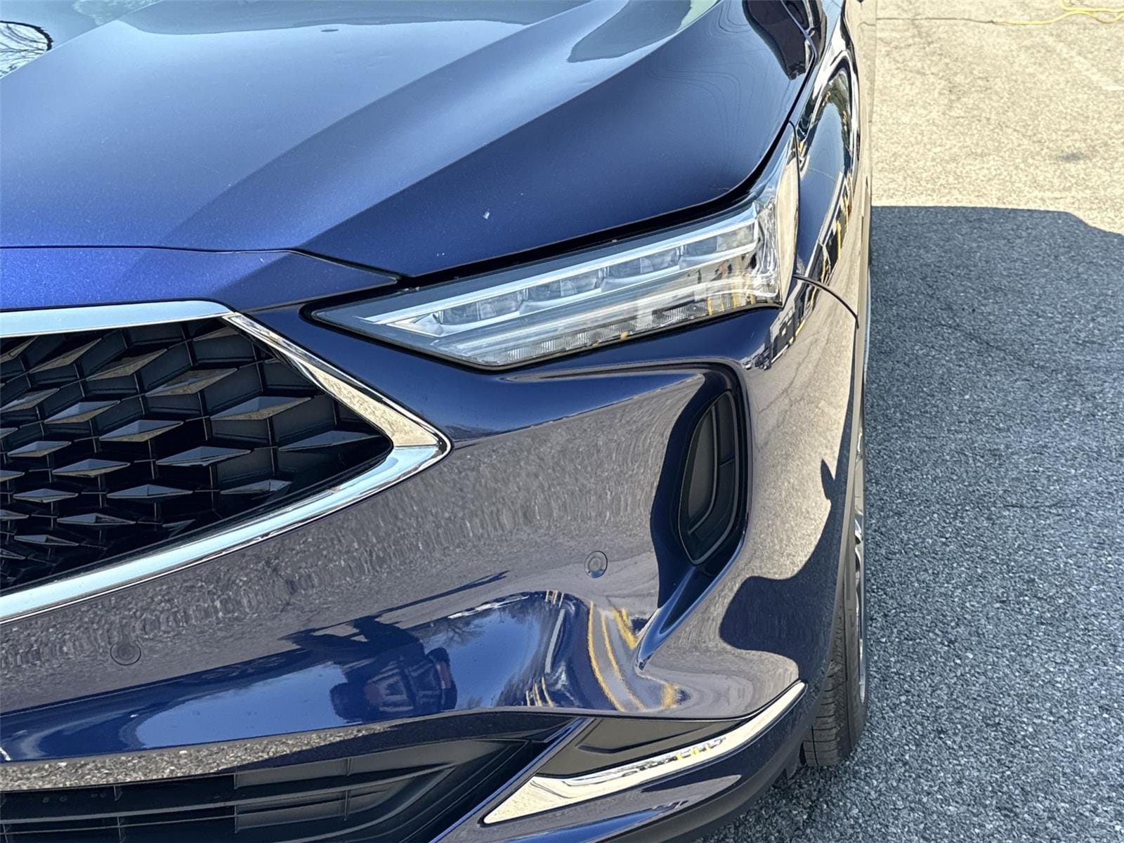 Thumbnail: 2023 Acura MDX - 9