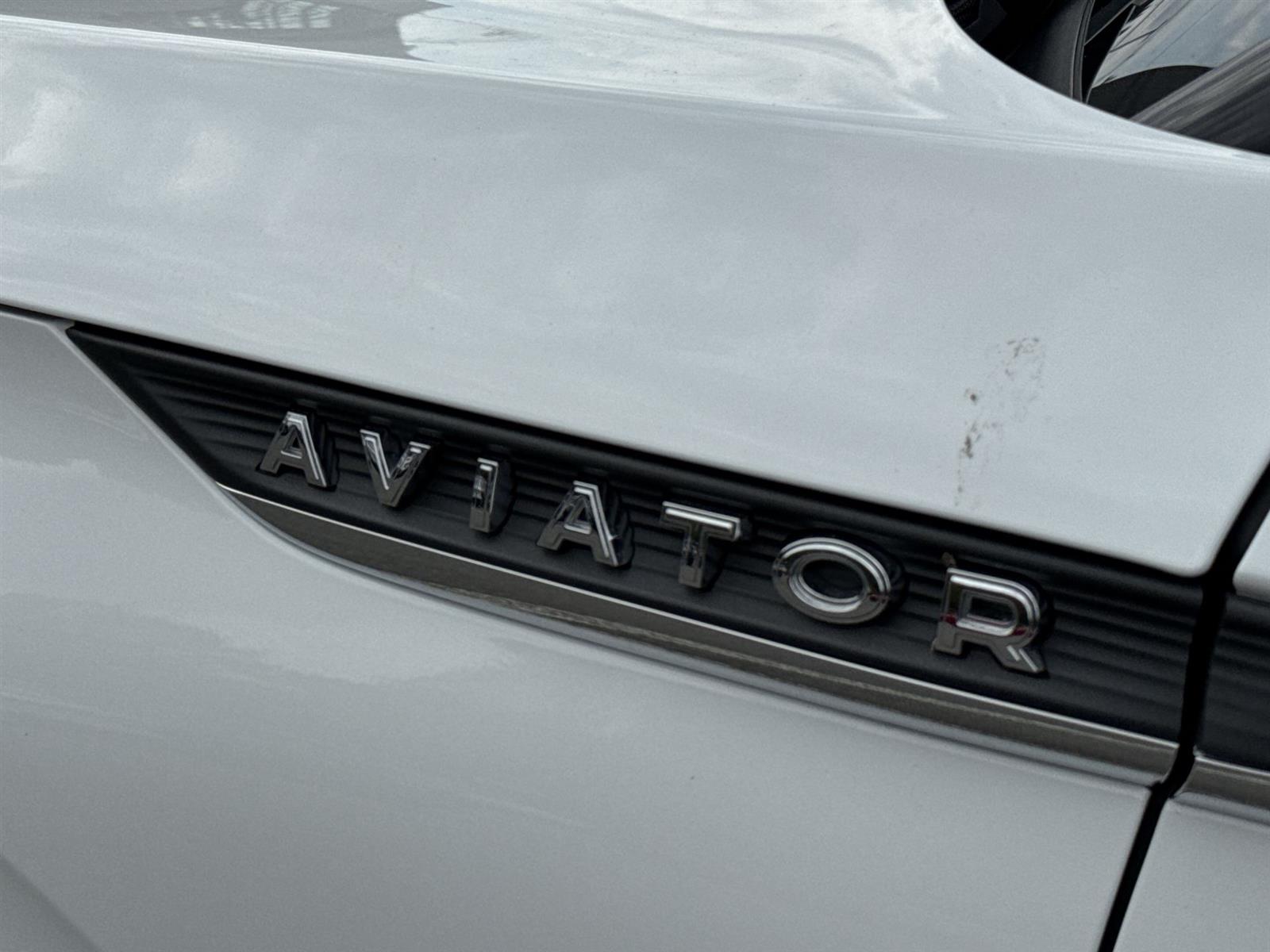Thumbnail: 2025 Lincoln Aviator - 11