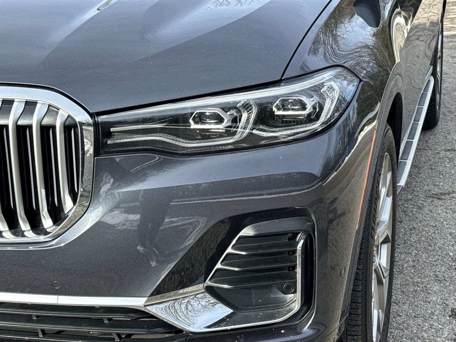 Thumbnail: 2021 BMW X7 - 9