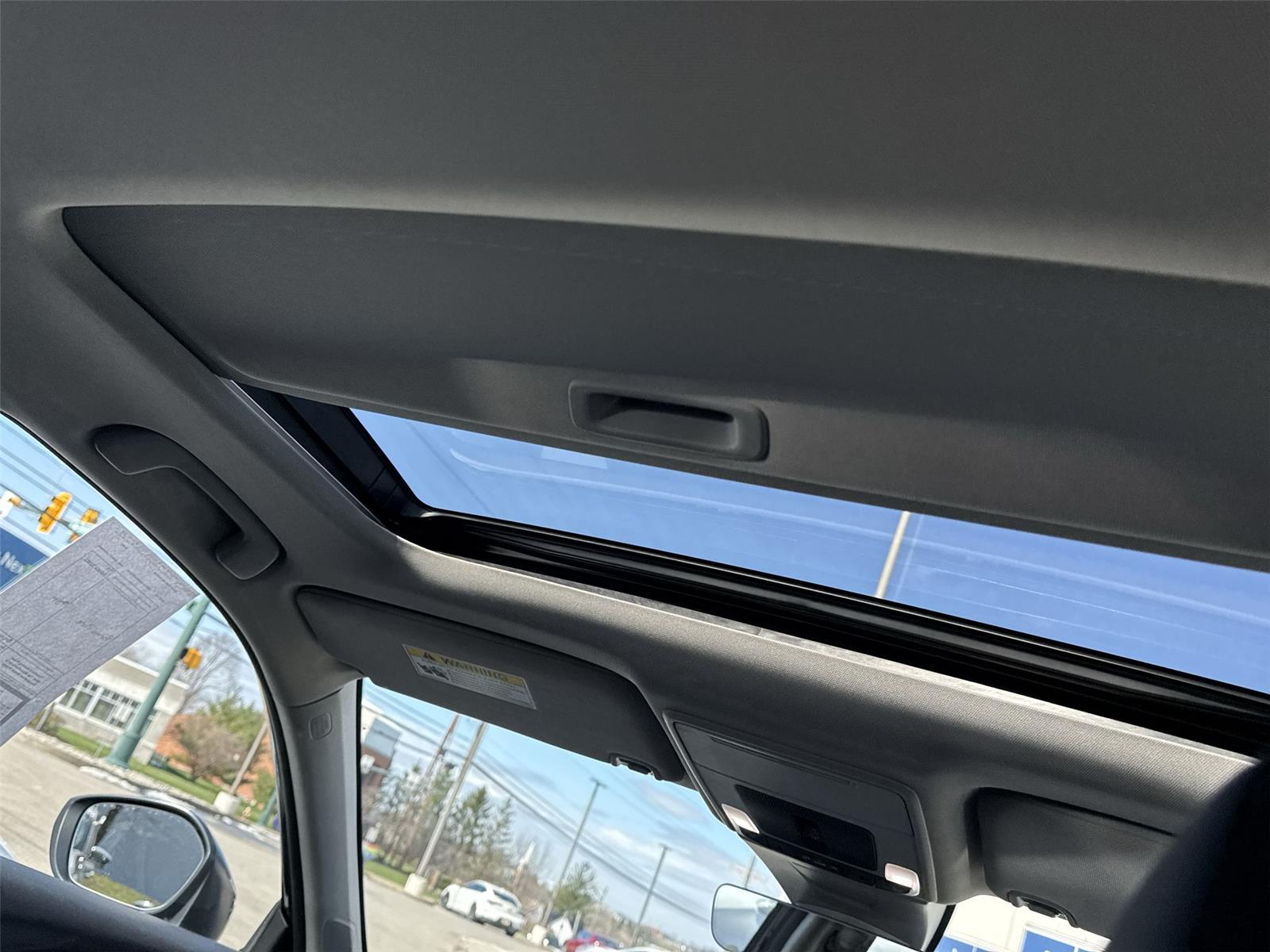 Thumbnail: 2023 Acura Integra - 16