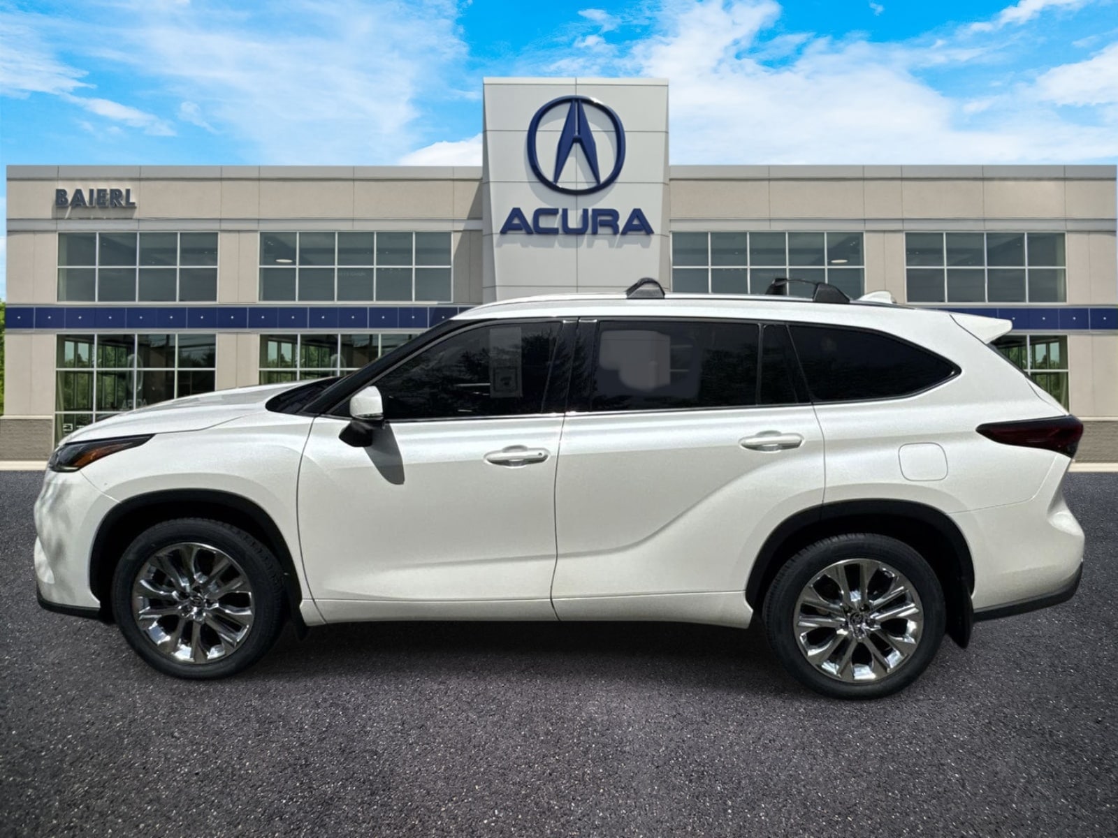 Thumbnail: 2021 Toyota Highlander - 2