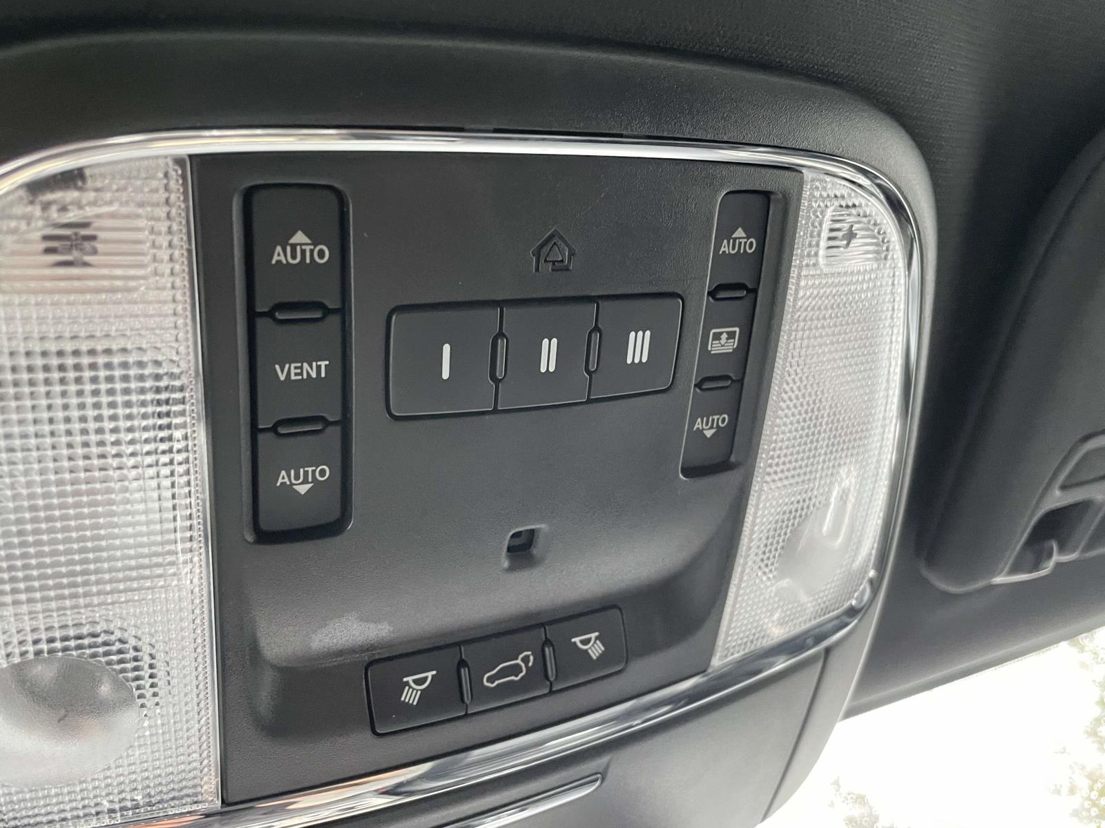 Thumbnail: 2016 Jeep Grand Cherokee - 20