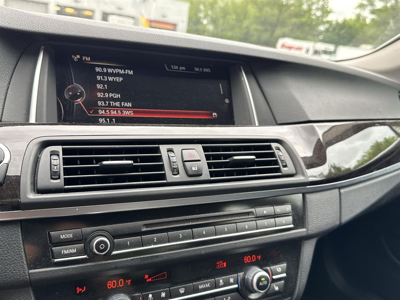 2015 BMW 5 Series 528i xDrive 24