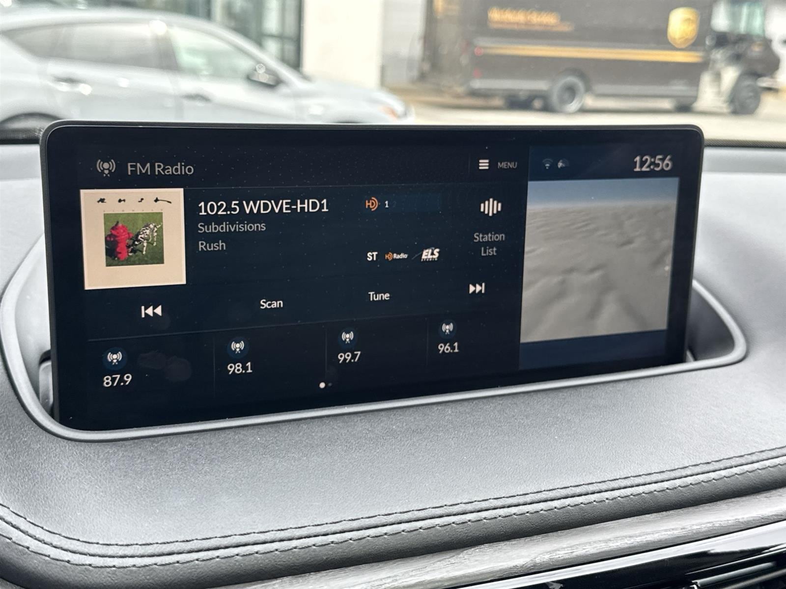 Thumbnail: 2023 Acura MDX - 25