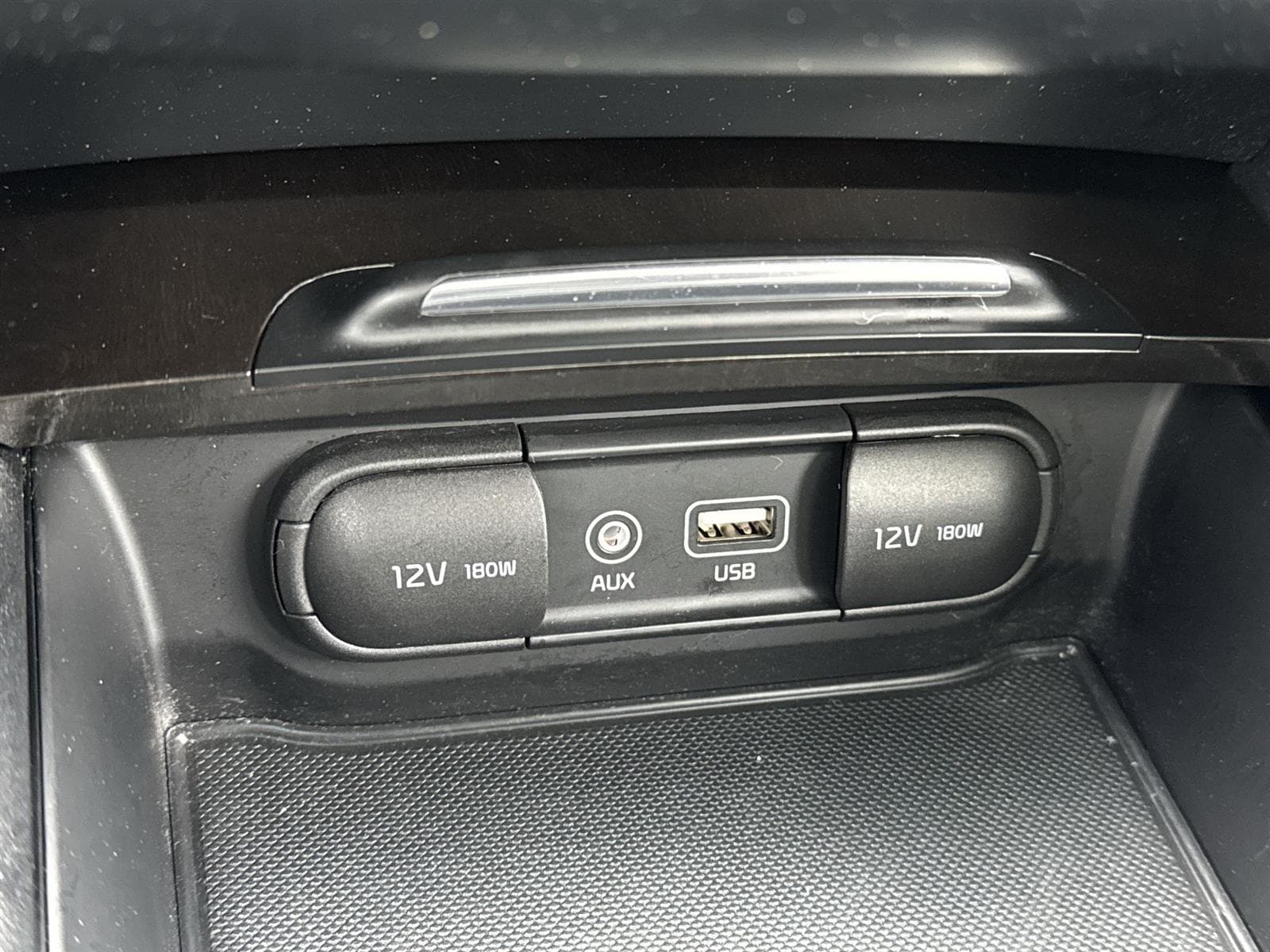 Thumbnail: 2017 Kia Optima - 29