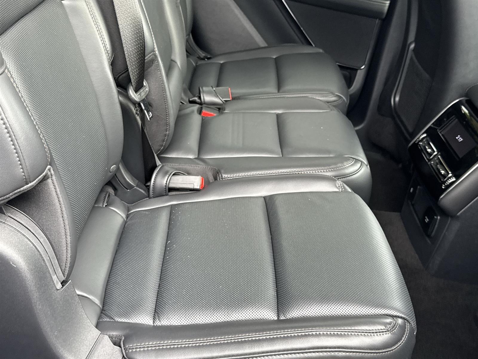 Thumbnail: 2025 Lincoln Aviator - 16