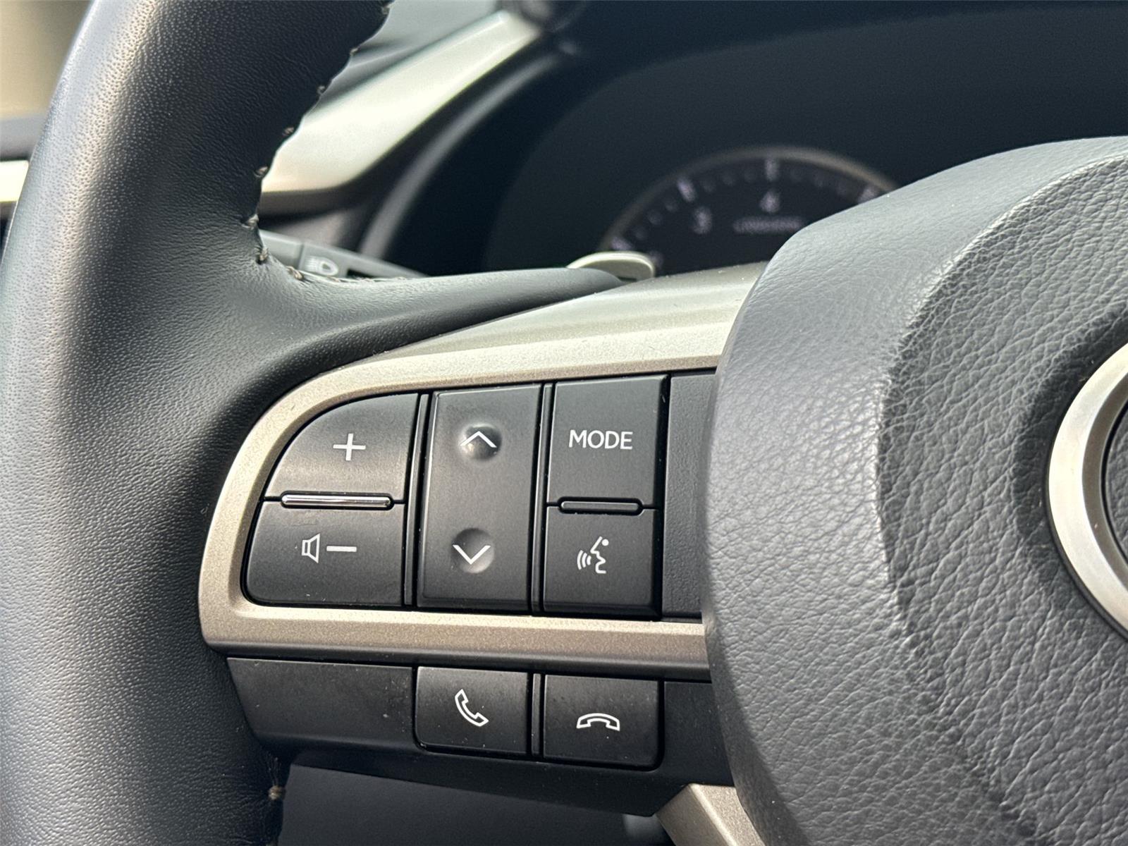 Thumbnail: 2022 Lexus RX - 19