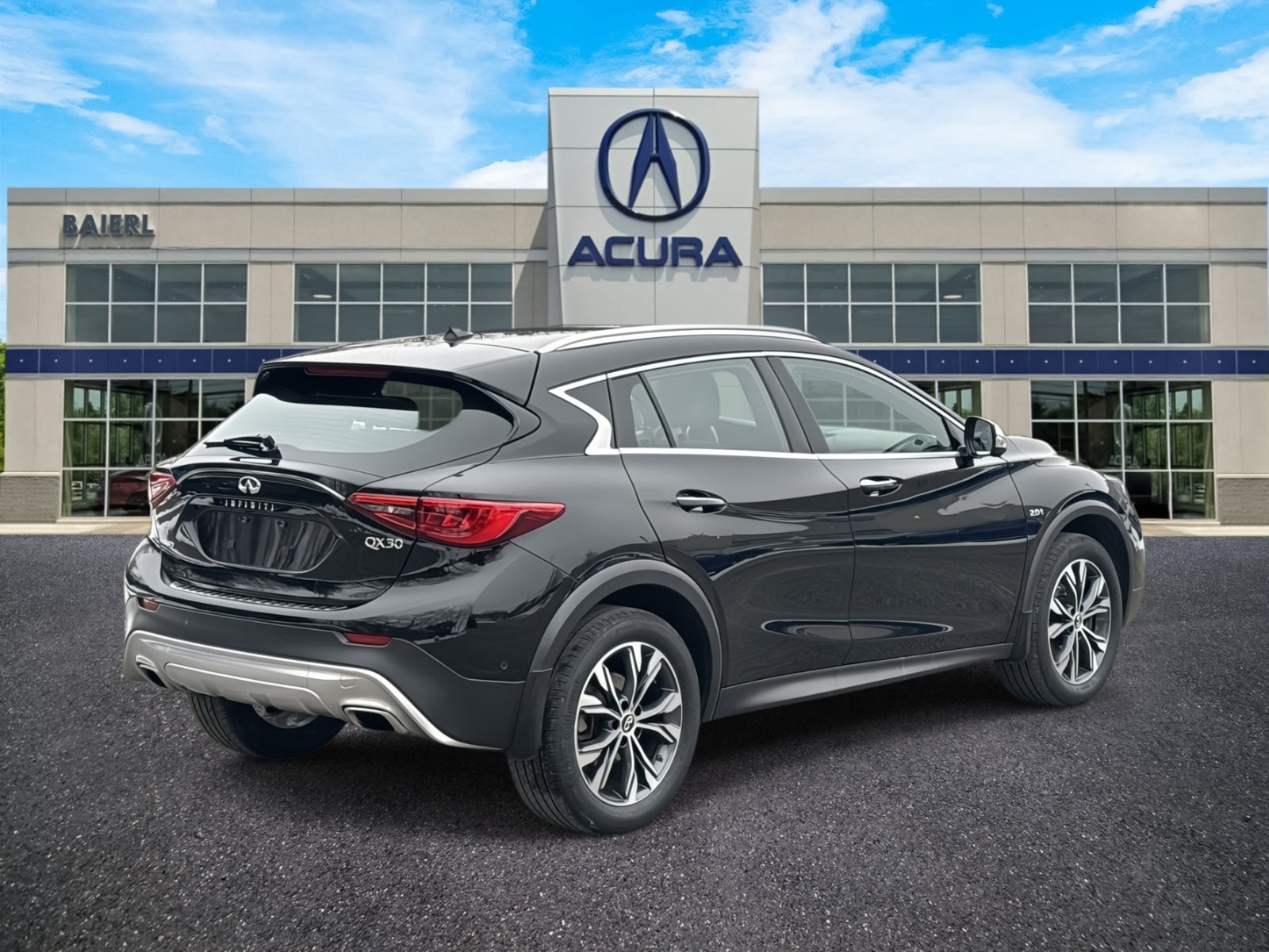 Thumbnail: 2018 INFINITI QX30 - 5