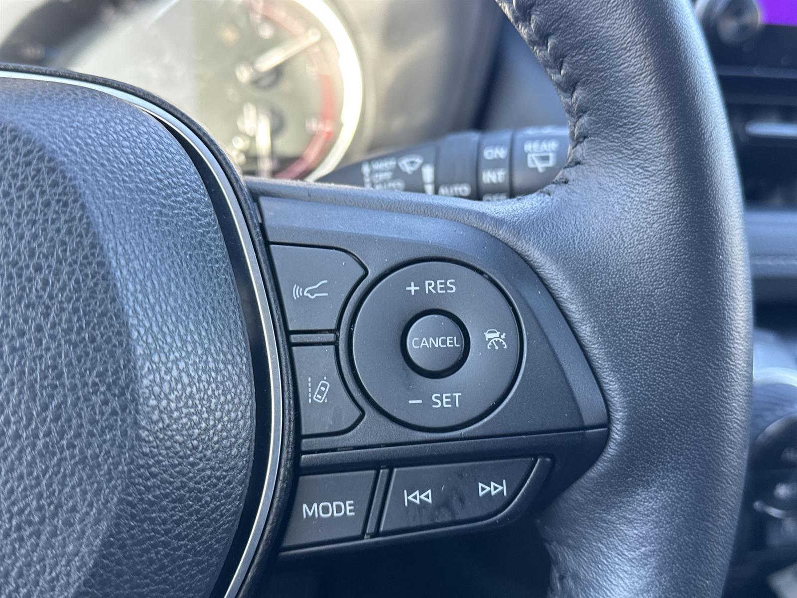 Thumbnail: 2023 Toyota RAV4 - 18