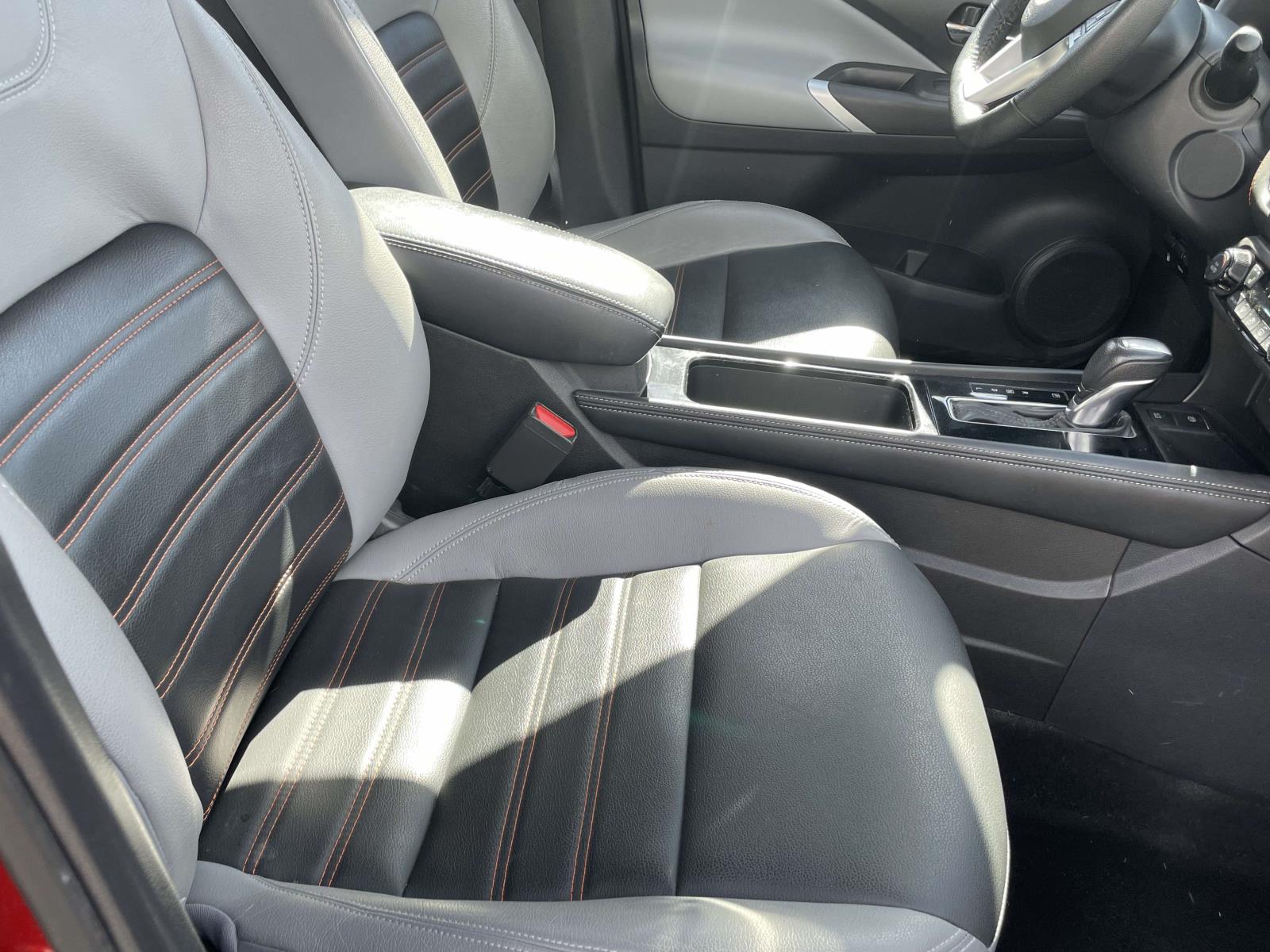 Thumbnail: 2021 Nissan Kicks - 17