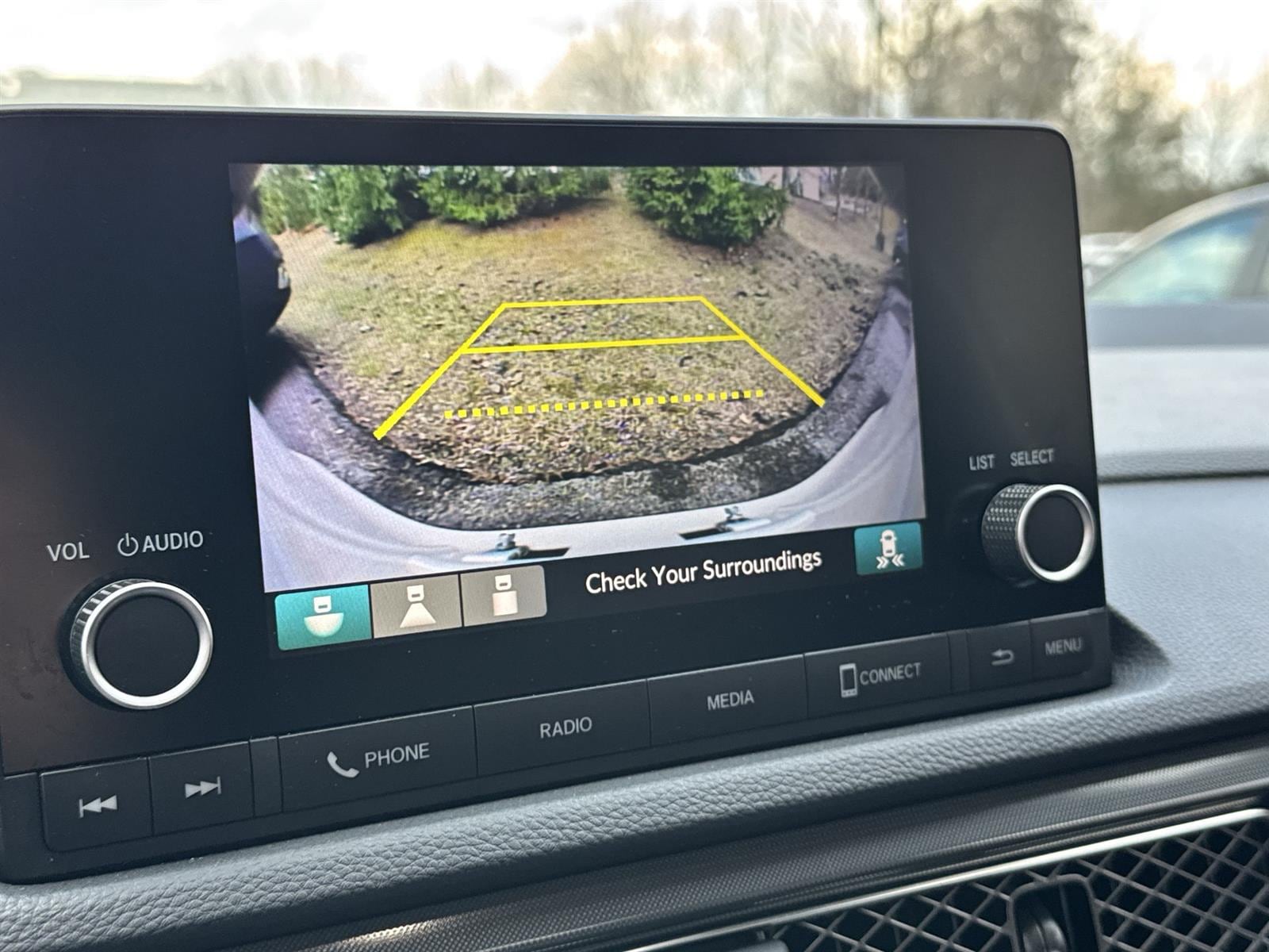 Thumbnail: 2025 Acura Integra - 25