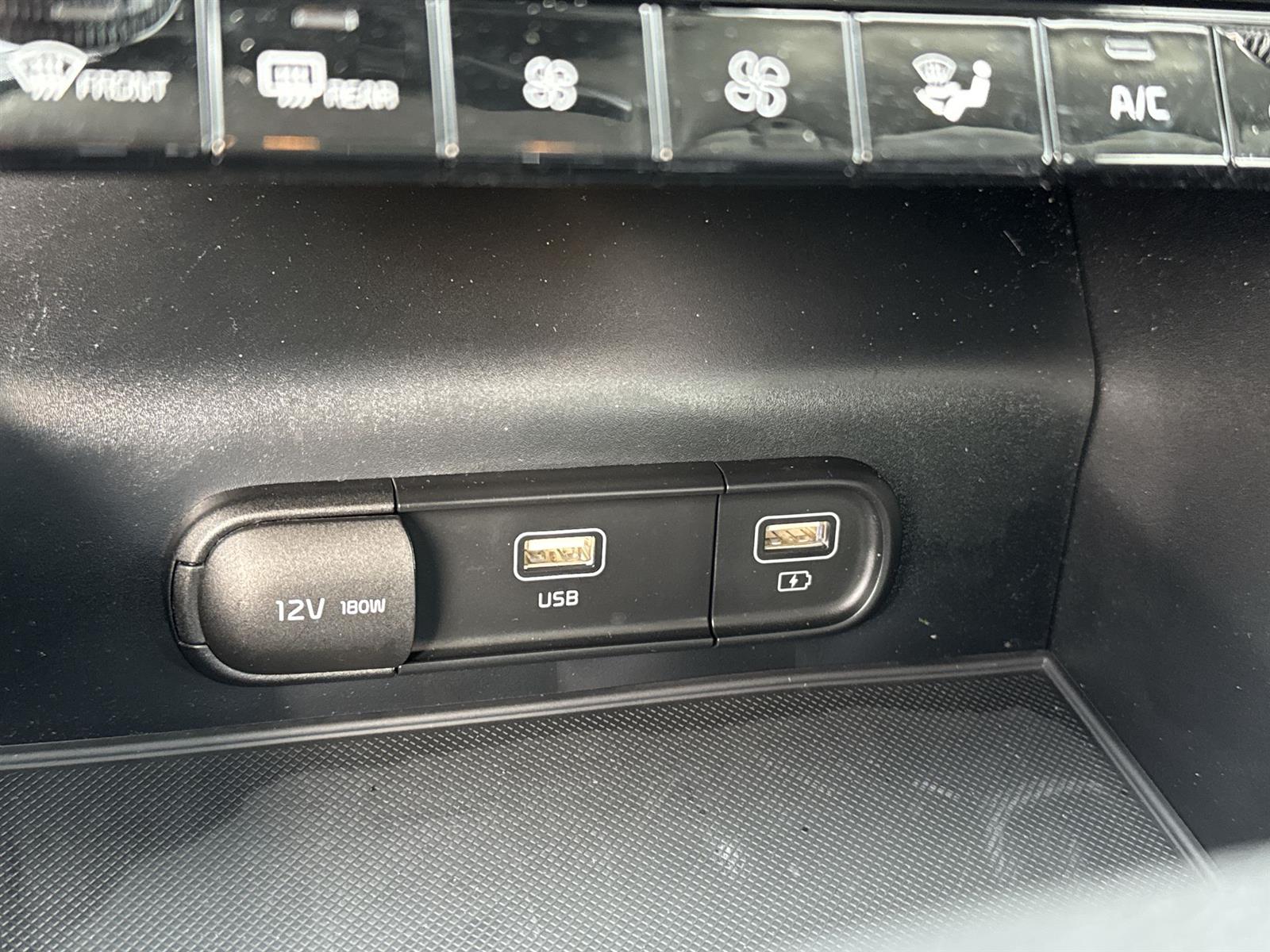 Thumbnail: 2023 Kia K5 - 25