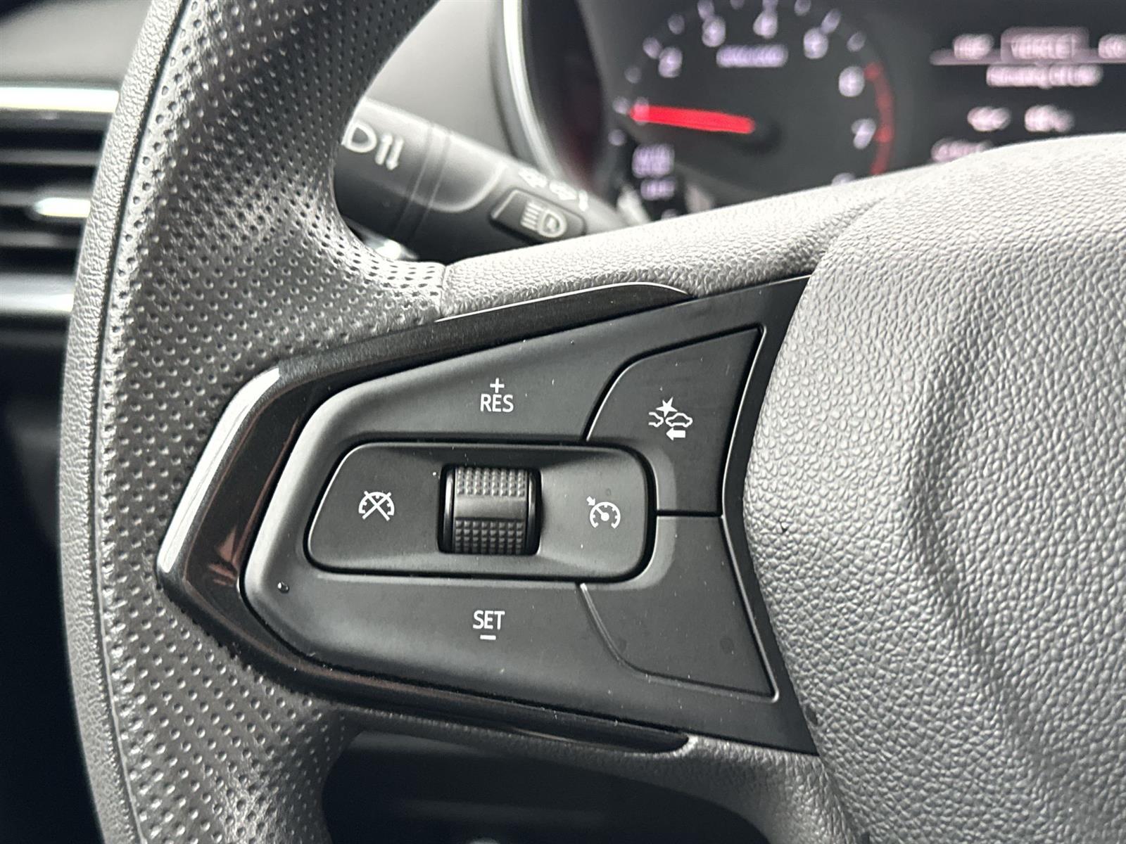 Thumbnail: 2022 Chevrolet TrailBlazer - 16