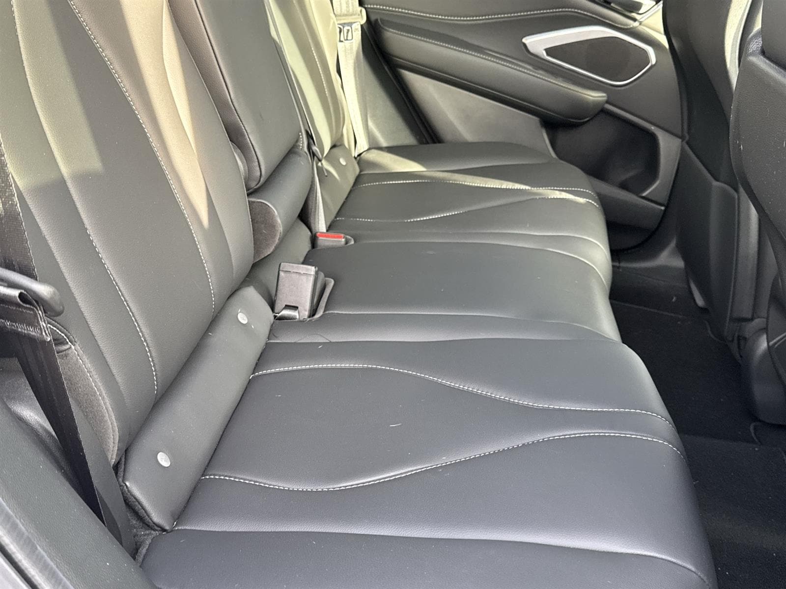 Thumbnail: 2025 Acura RDX - 15