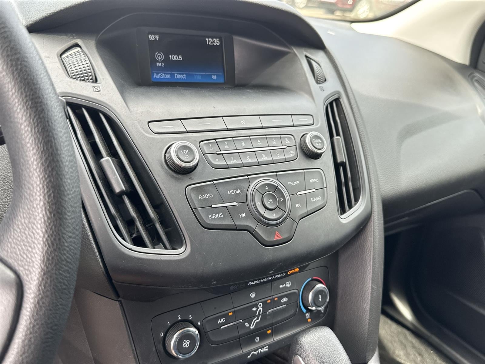 Thumbnail: 2018 Ford Focus - 23