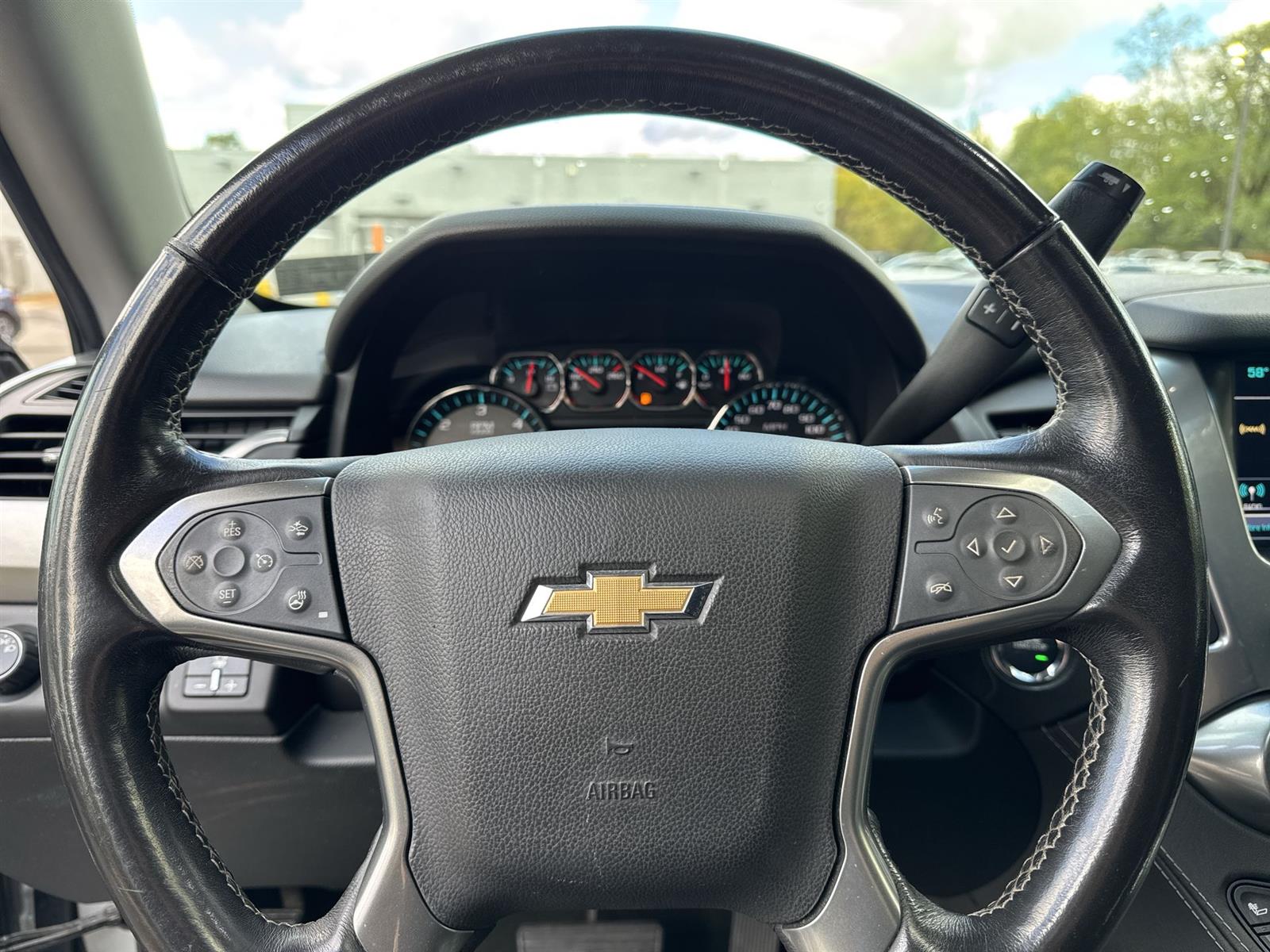 Thumbnail: 2016 Chevrolet Tahoe - 18