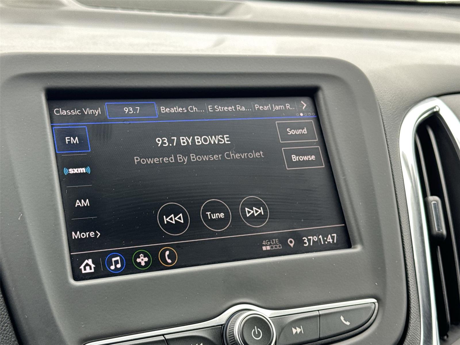 Thumbnail: 2021 Chevrolet Equinox - 23