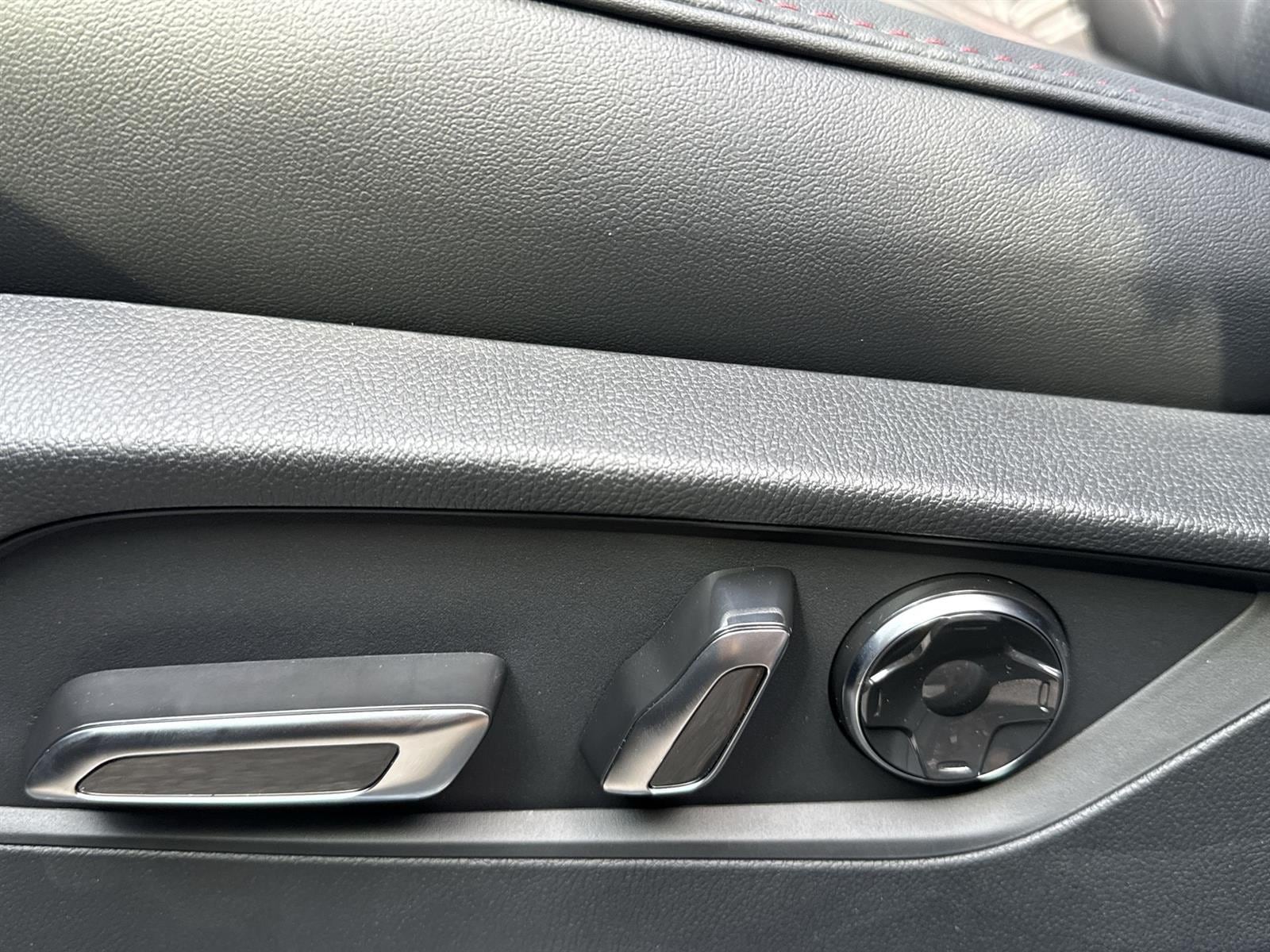 Thumbnail: 2026 Acura MDX - 12