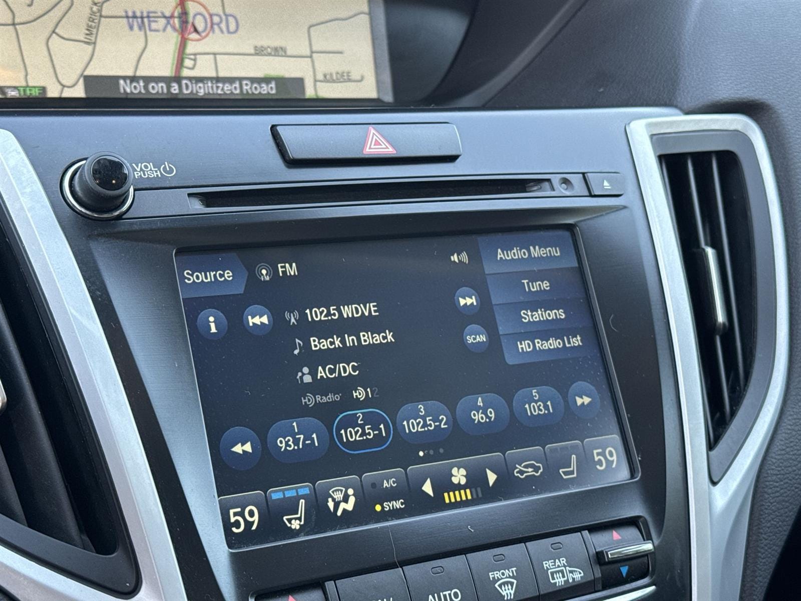 Thumbnail: 2018 Acura TLX - 30