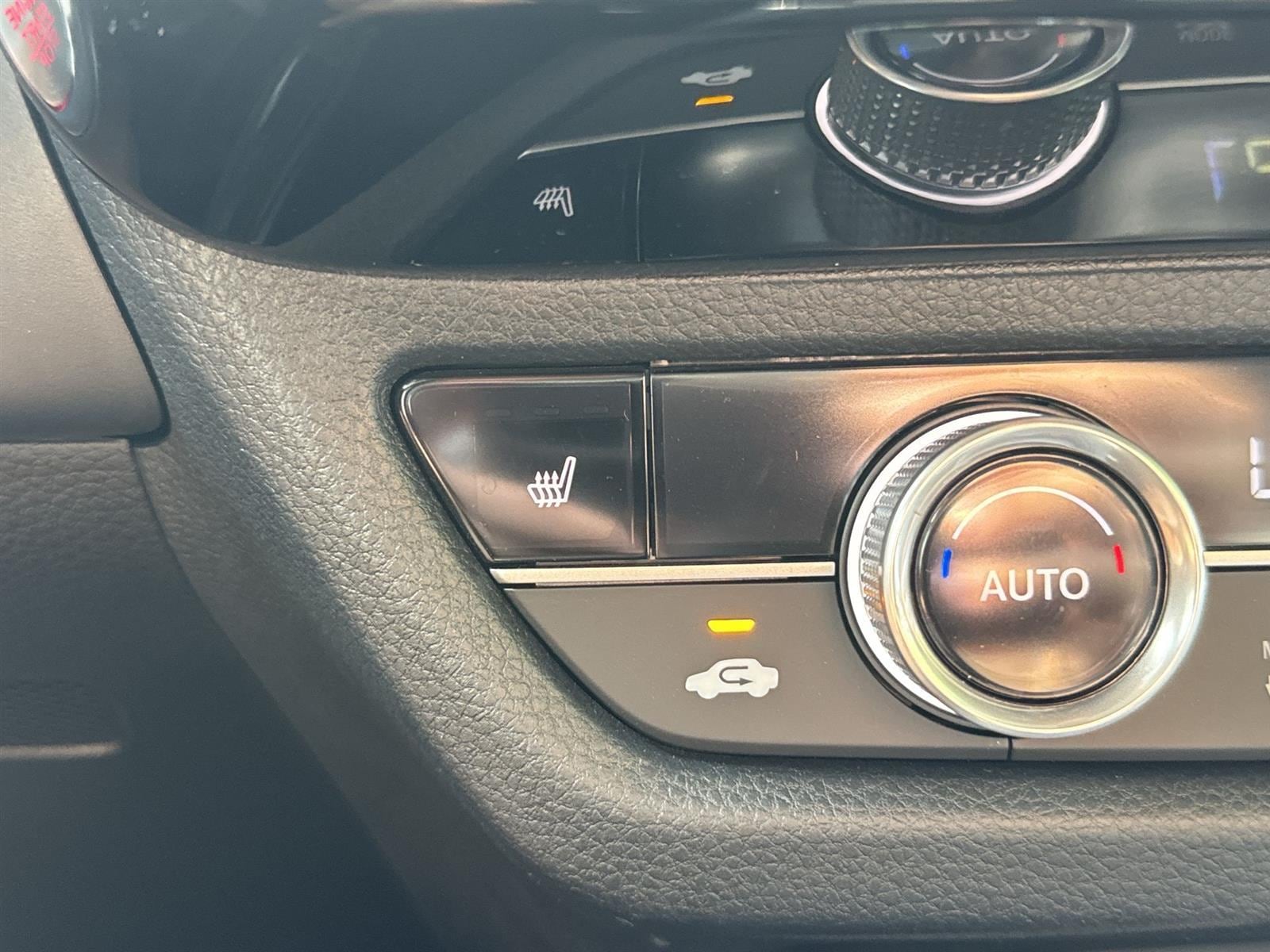 Thumbnail: 2025 Acura ADX - 31