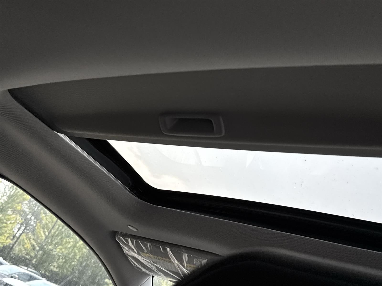 Thumbnail: 2025 Acura ADX - 16