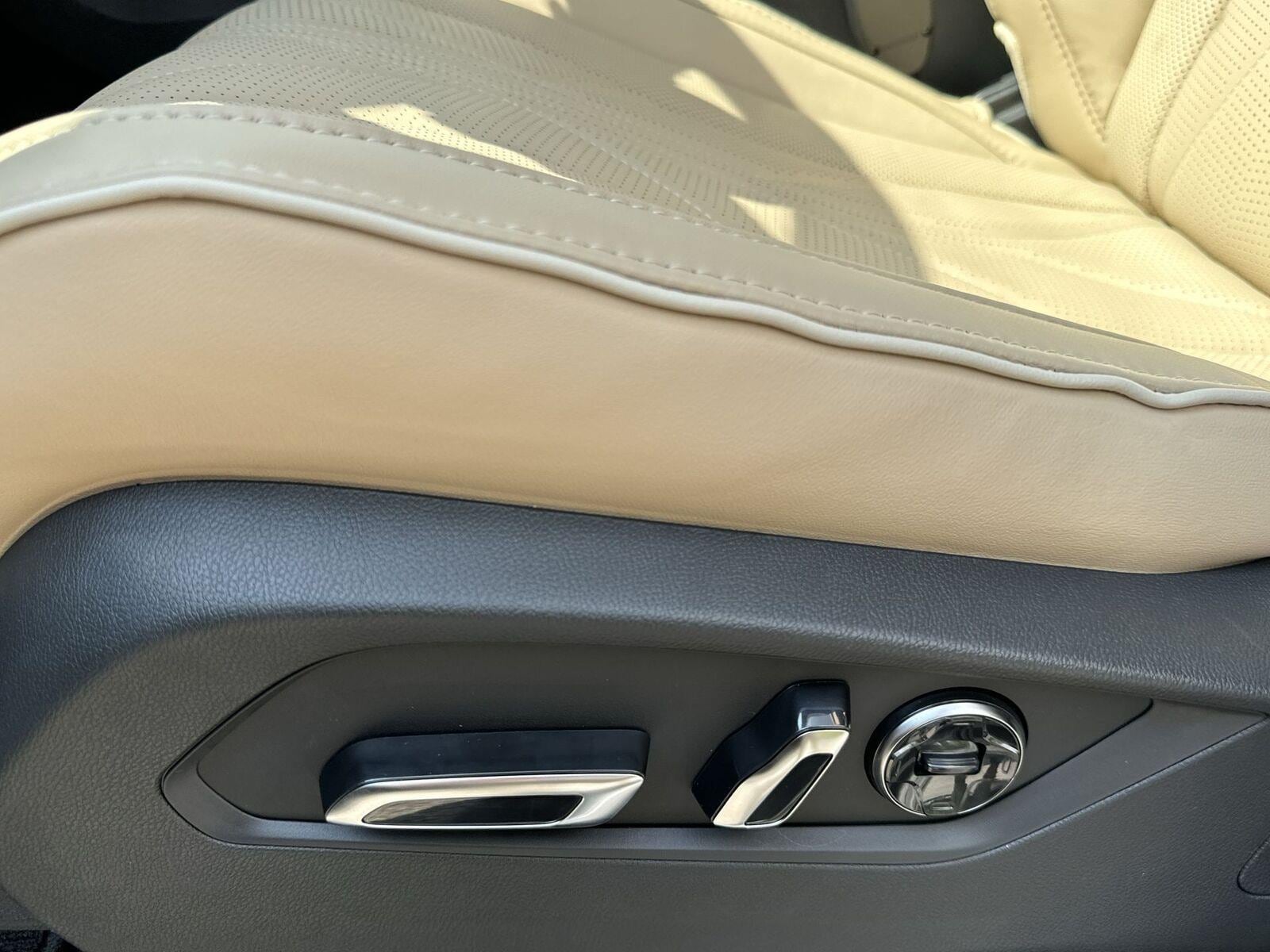 Thumbnail: 2026 Acura MDX - 14