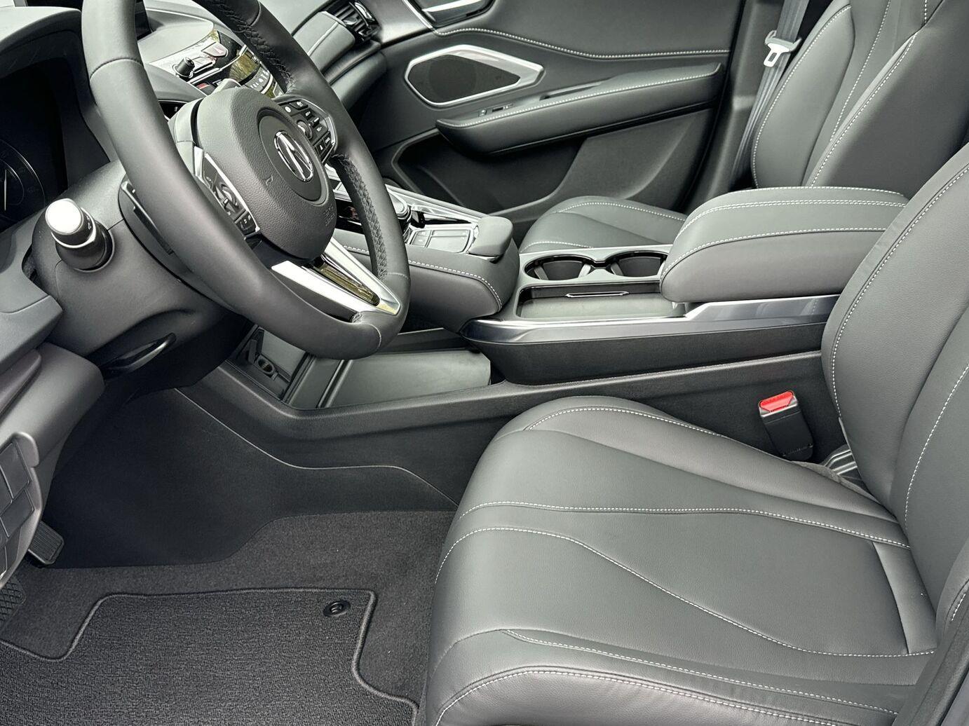 Thumbnail: 2026 Acura RDX - 12