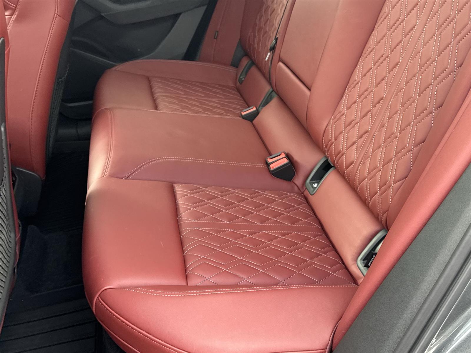 Thumbnail: 2025 Audi SQ6 e-tron - 14