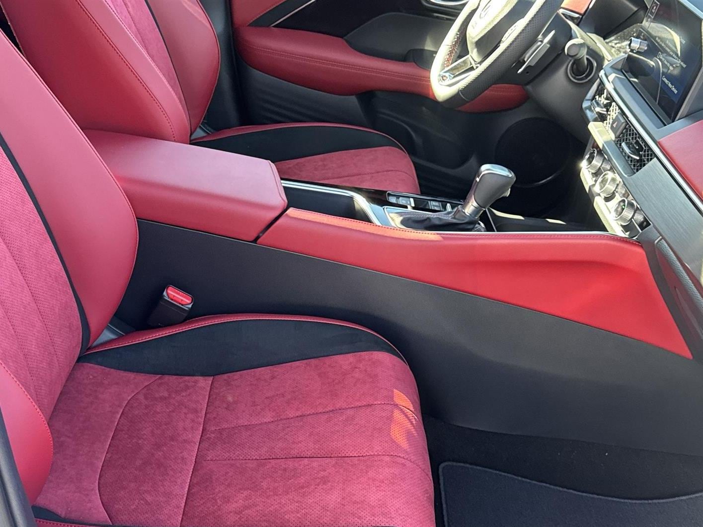 Thumbnail: 2025 Acura ADX - 19