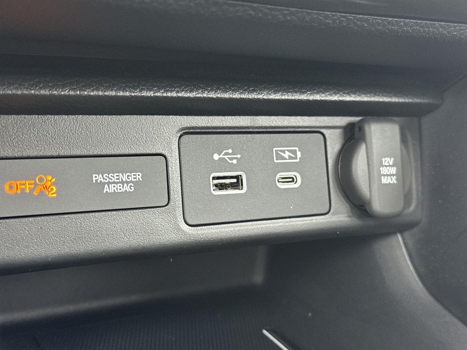 Thumbnail: 2023 Acura Integra - 28