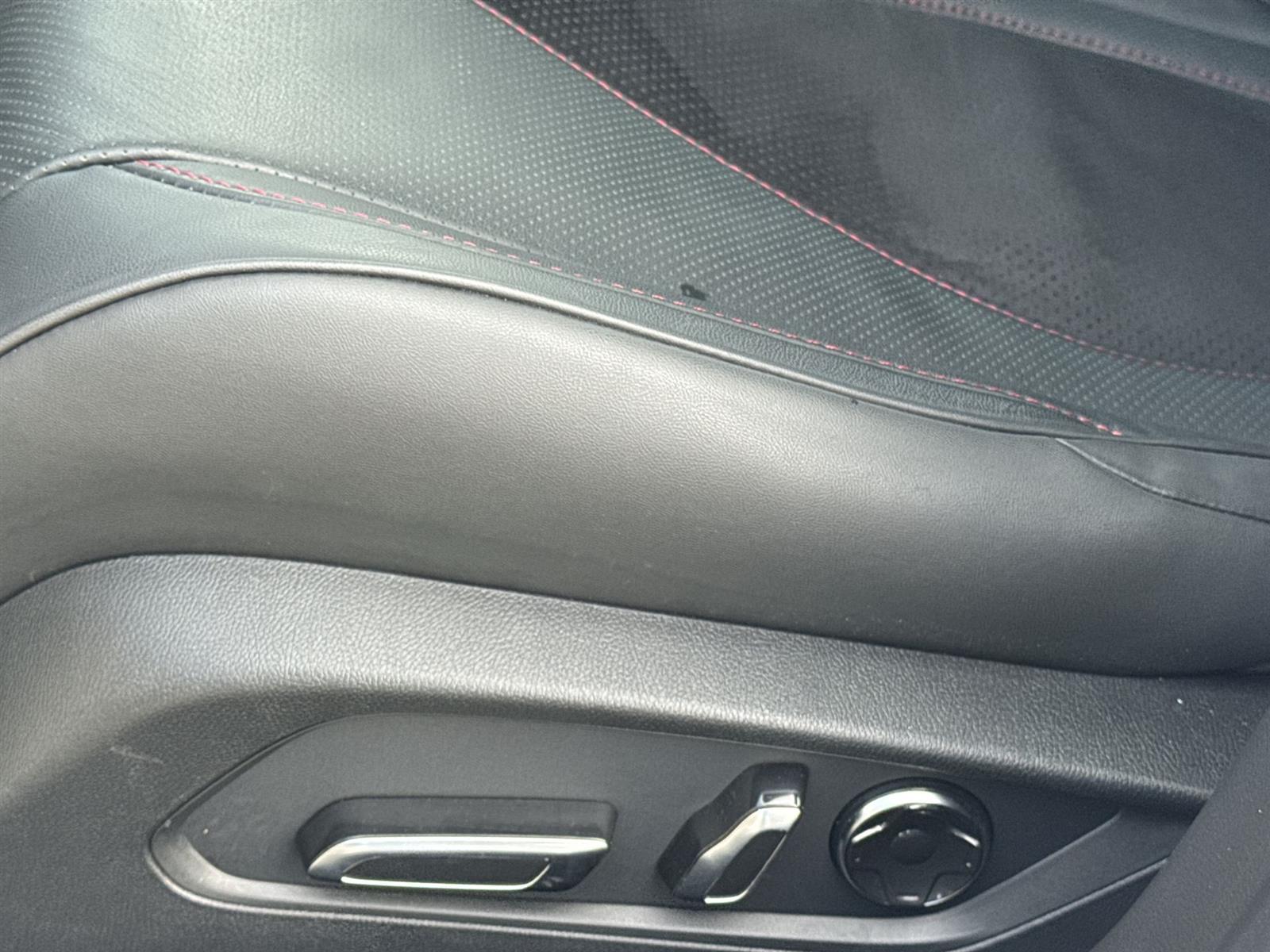 Thumbnail: 2025 Acura Integra - 12