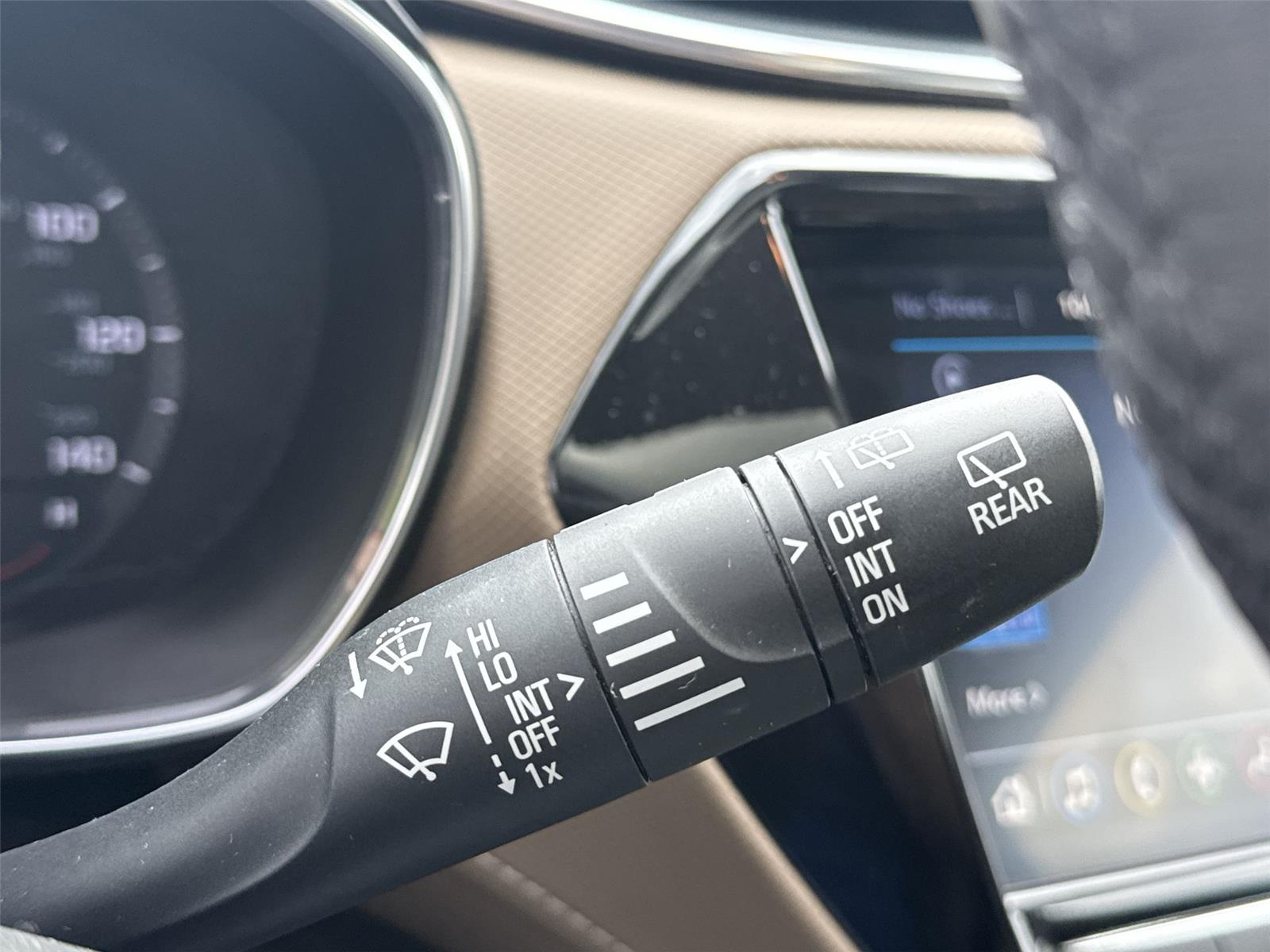 Thumbnail: 2021 Chevrolet TrailBlazer - 17