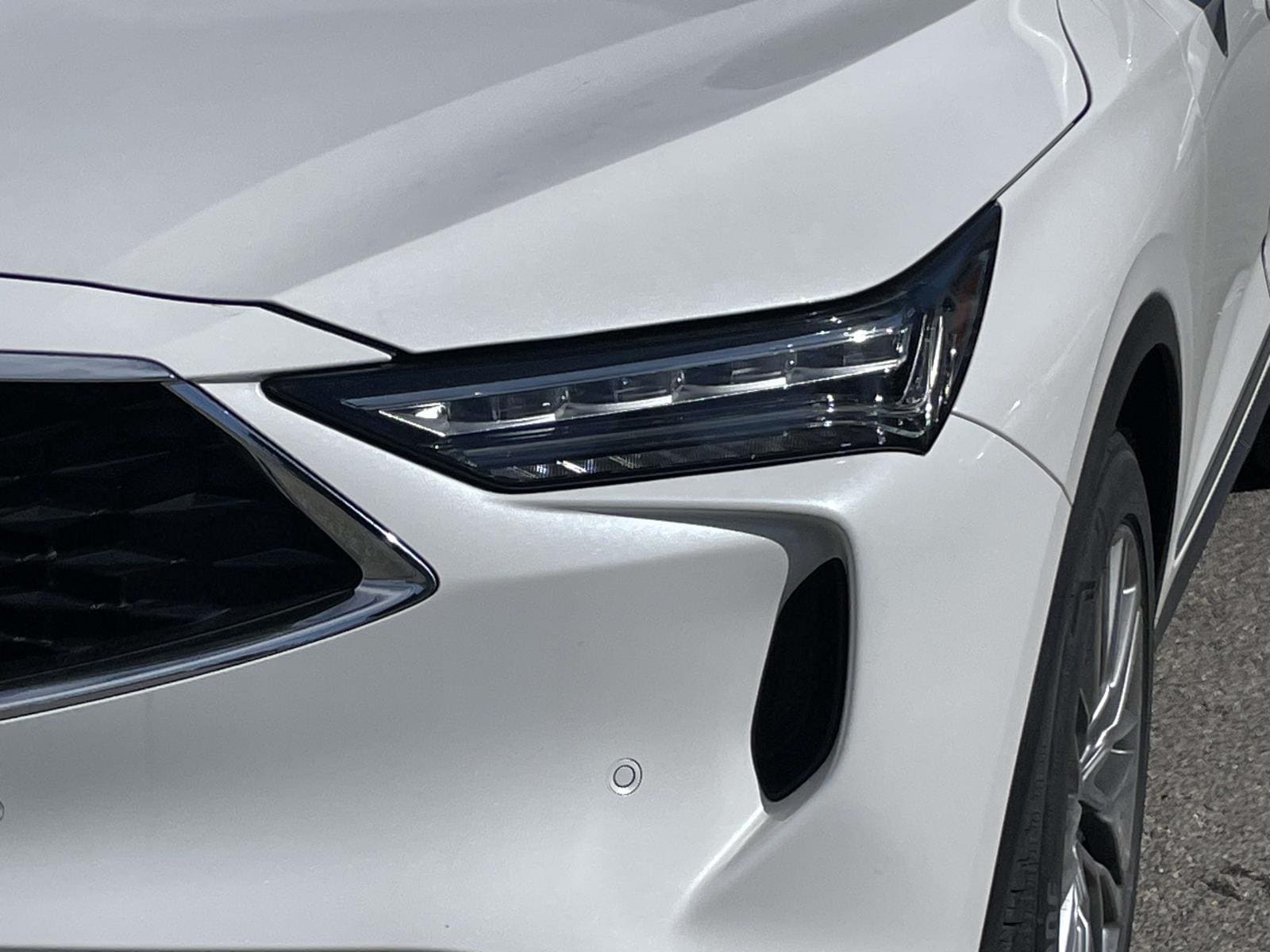 Thumbnail: 2023 Acura MDX - 9