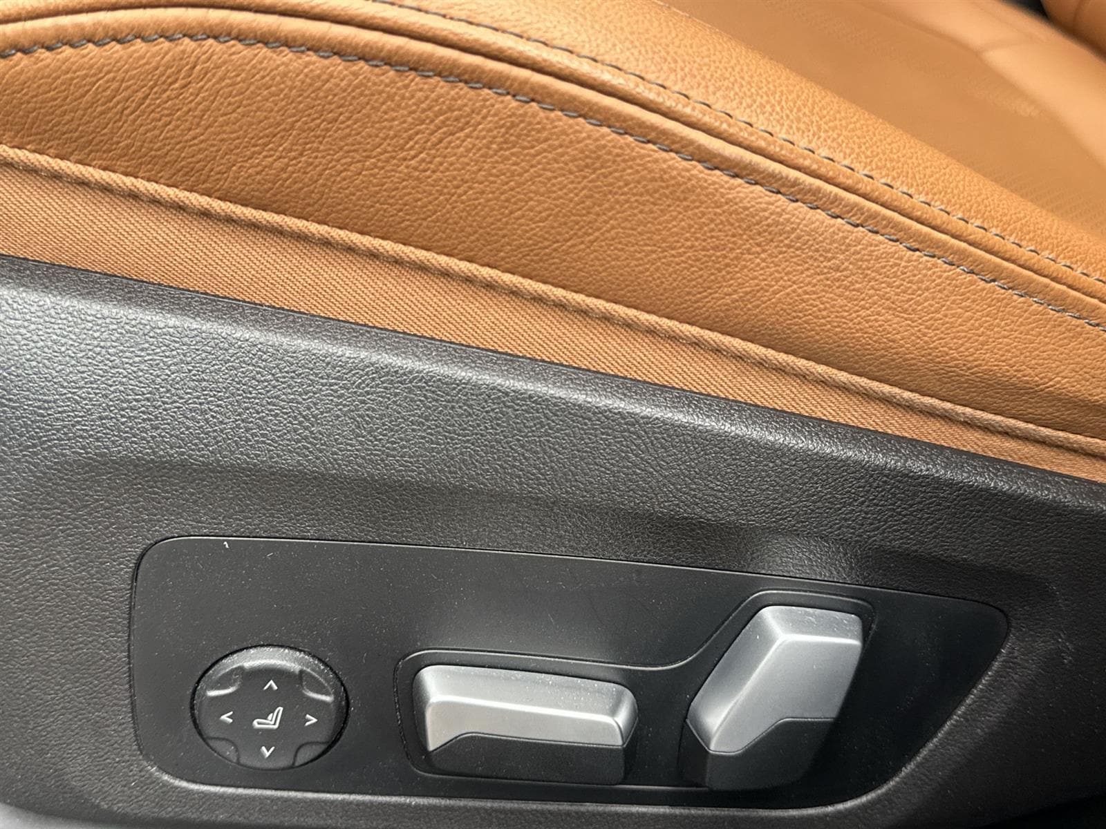 Thumbnail: 2023 BMW X3 - 14