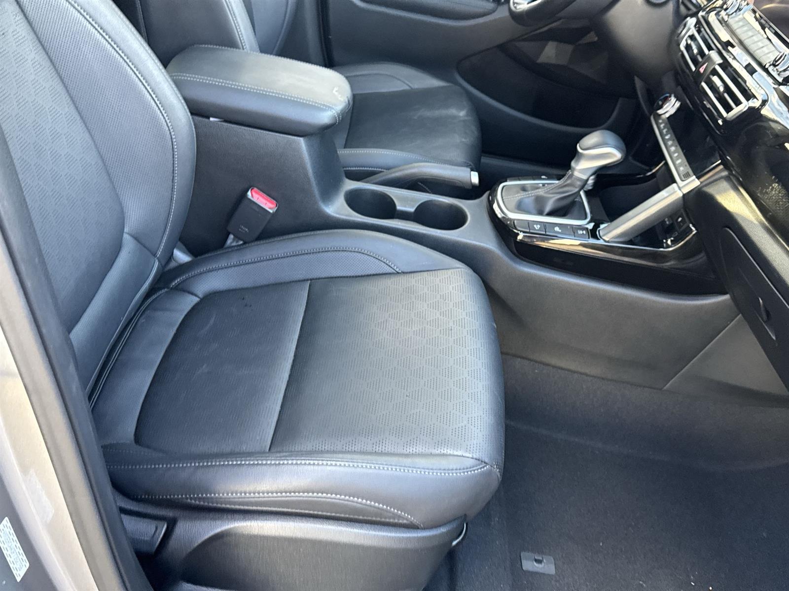 Thumbnail: 2023 Kia Seltos - 20