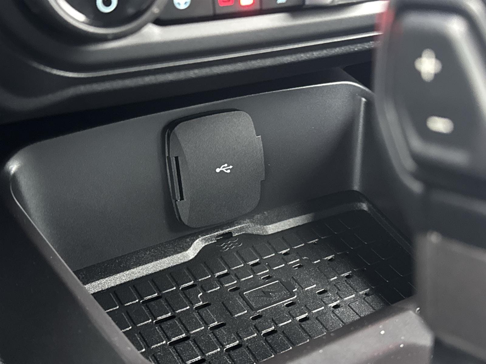 Thumbnail: 2024 Ford Bronco - 25