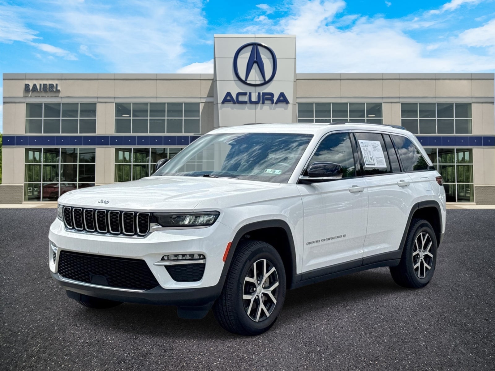 Thumbnail: 2023 Jeep Grand Cherokee - 1