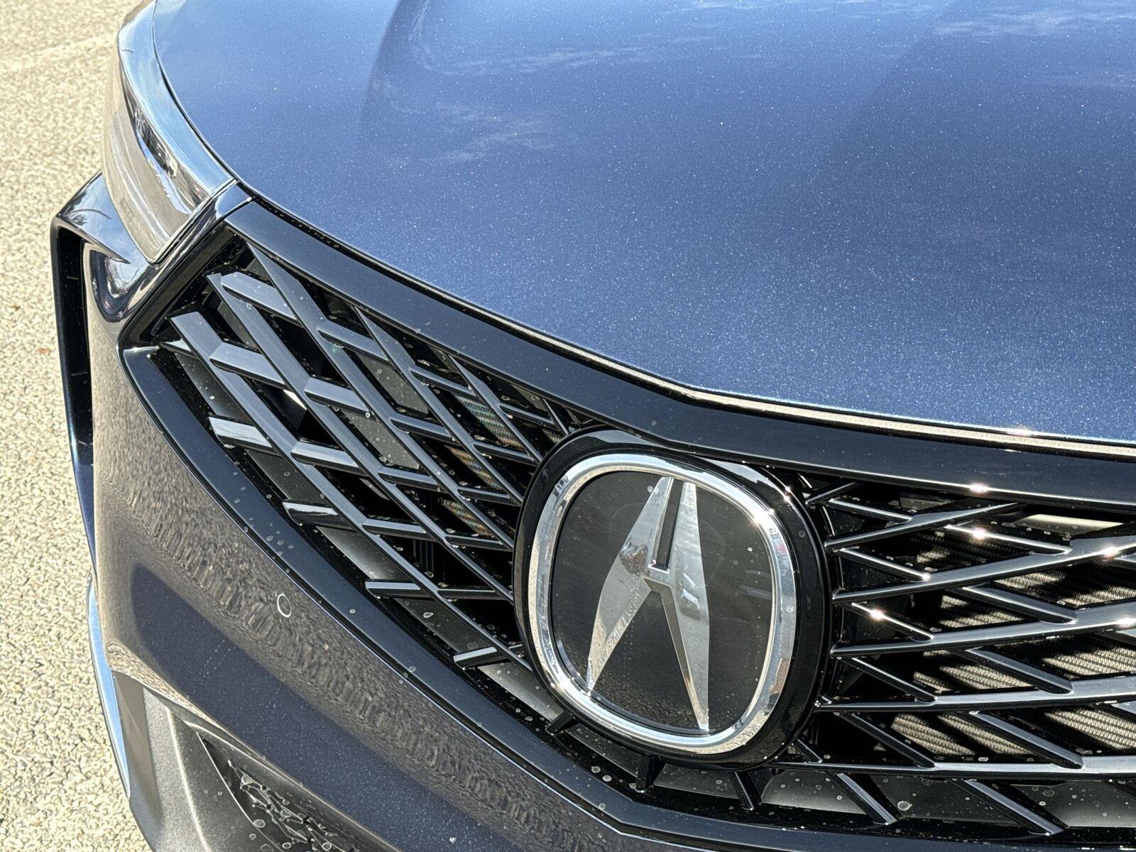 Thumbnail: 2025 Acura RDX - 10
