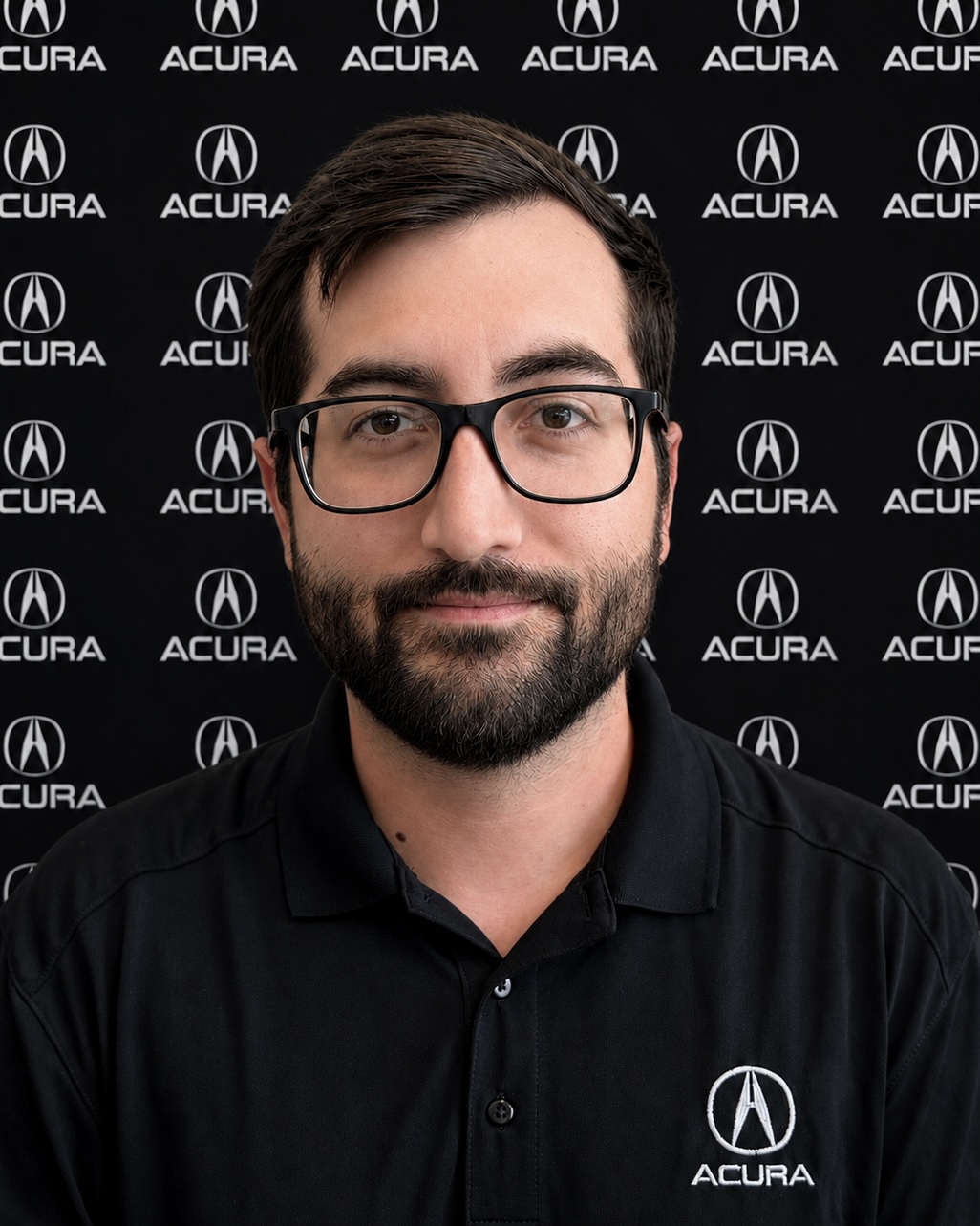 Staff member Kevin Duque from ID_6c2c5c
