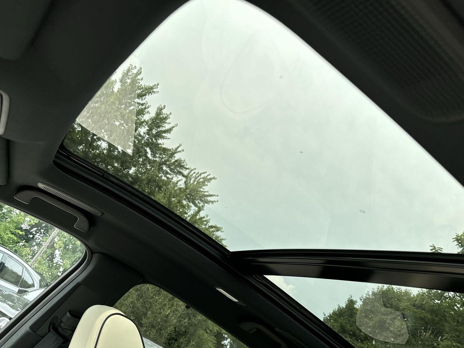 Thumbnail: 2026 Acura MDX - 13