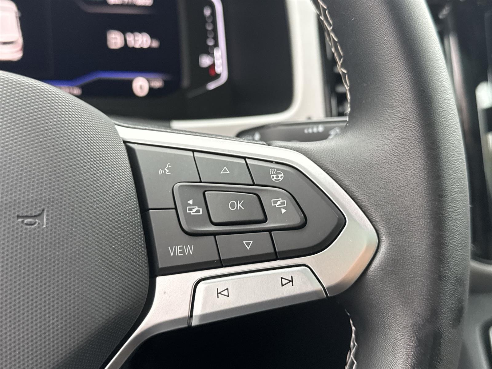 Thumbnail: 2022 Volkswagen Atlas - 20