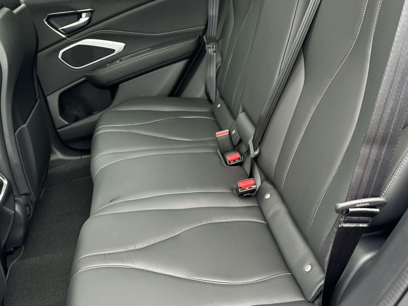 Thumbnail: 2026 Acura RDX - 15