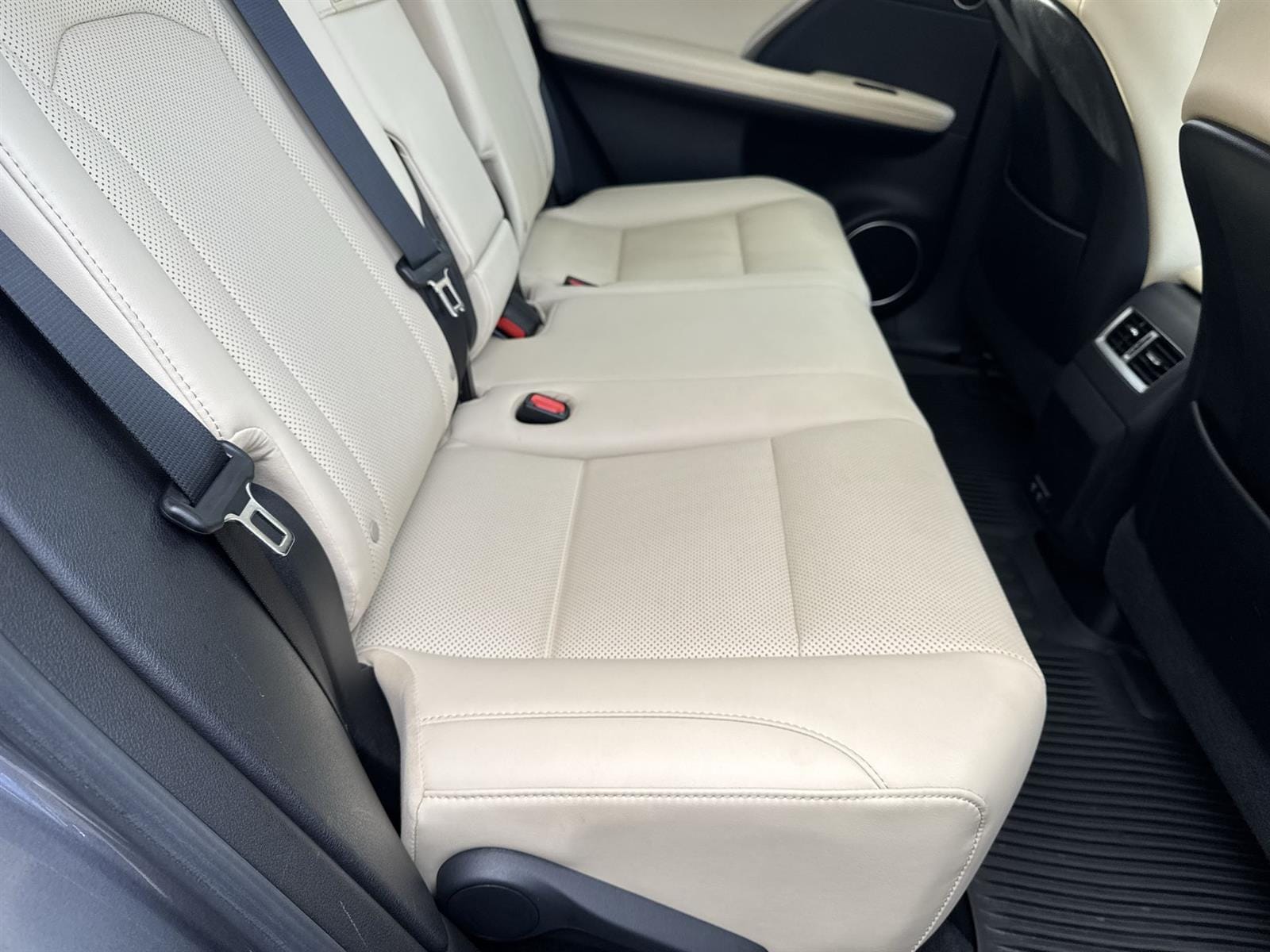 Thumbnail: 2022 Lexus RX - 15