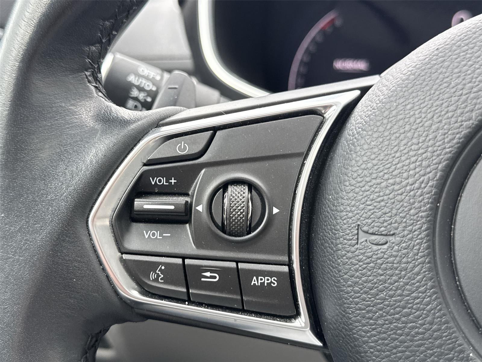 Thumbnail: 2023 Acura MDX - 17