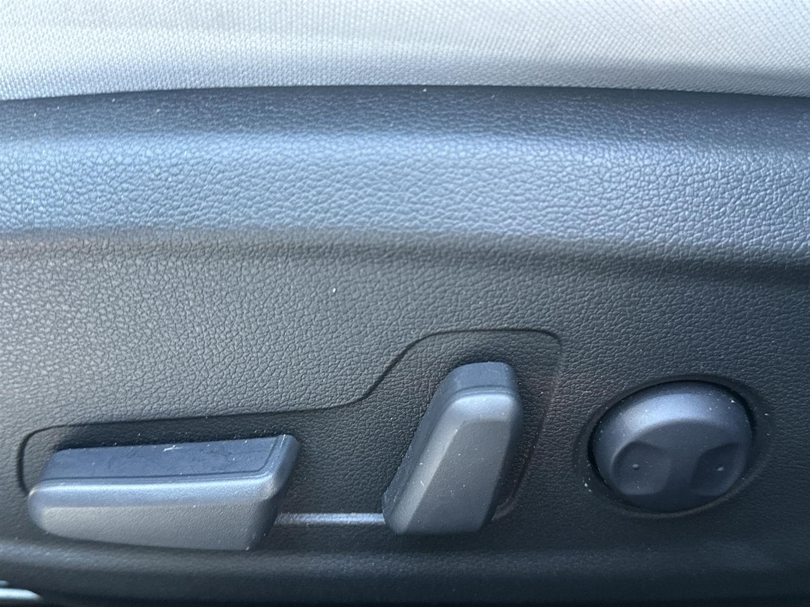 Thumbnail: 2023 Hyundai Kona - 14