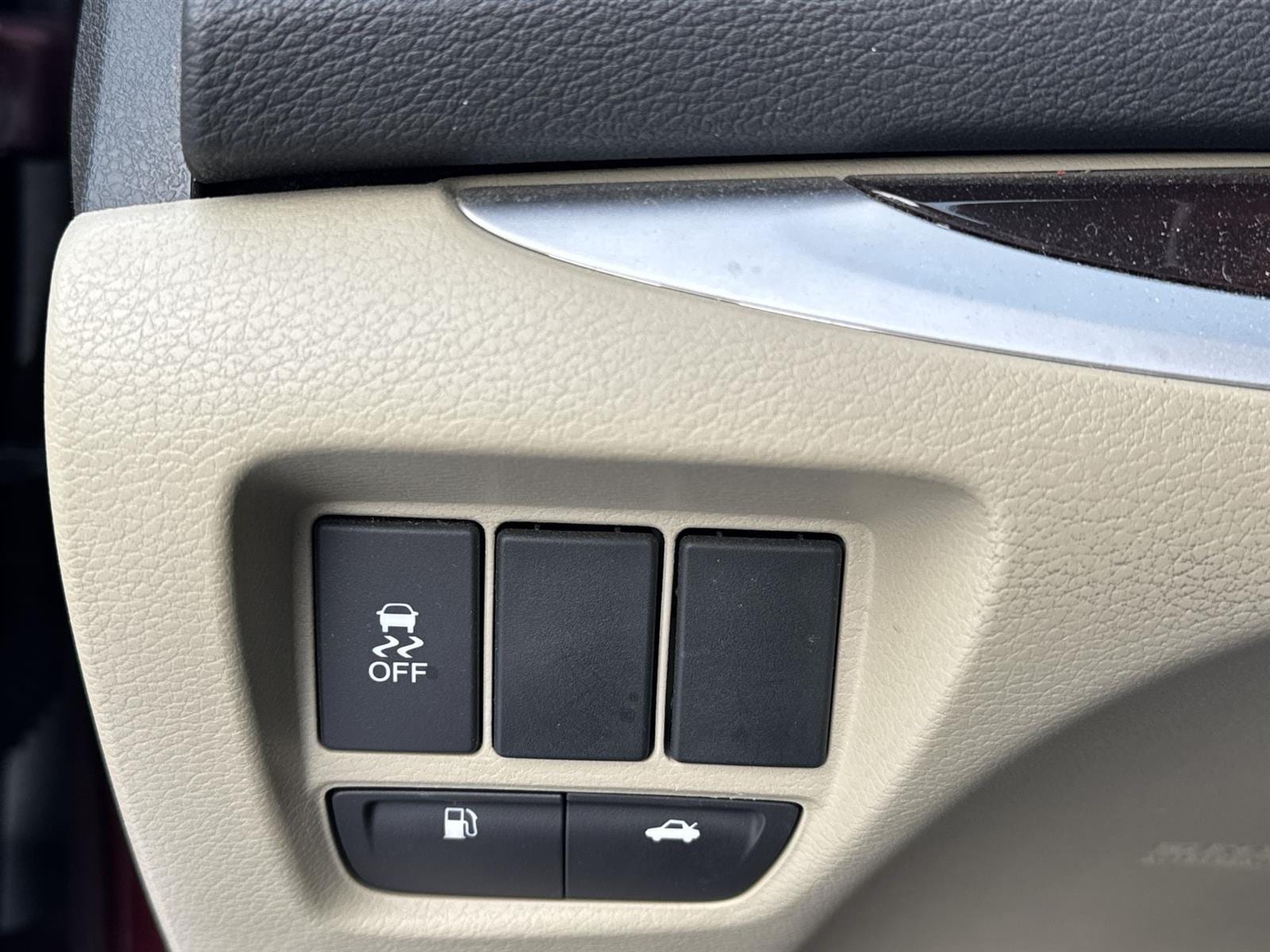 Thumbnail: 2016 Acura TLX - 19