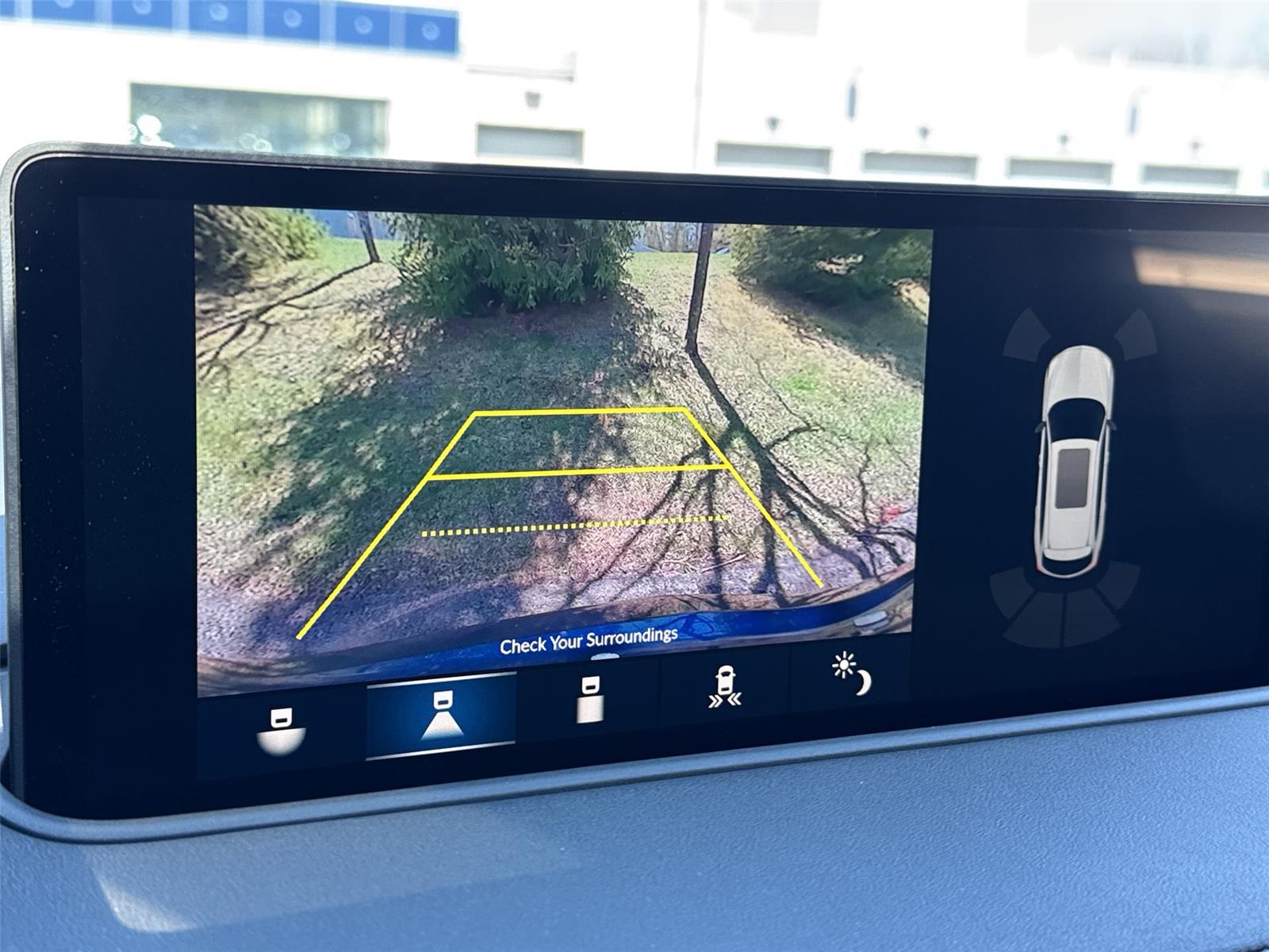 Thumbnail: 2023 Acura MDX - 25