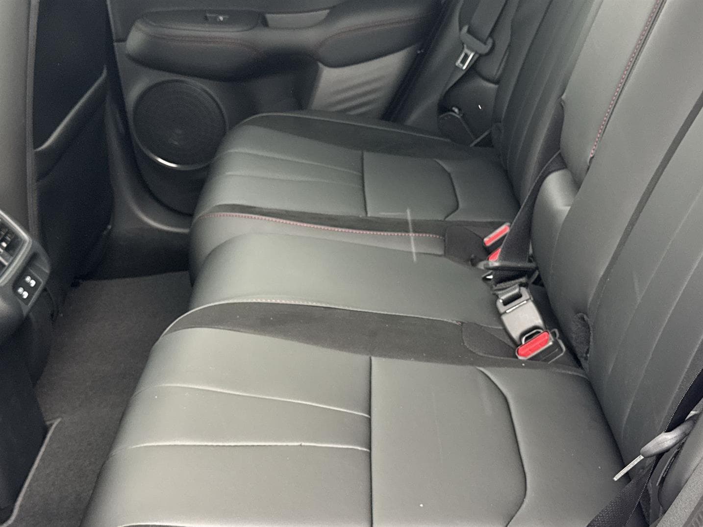 Thumbnail: 2025 Acura ADX - 14