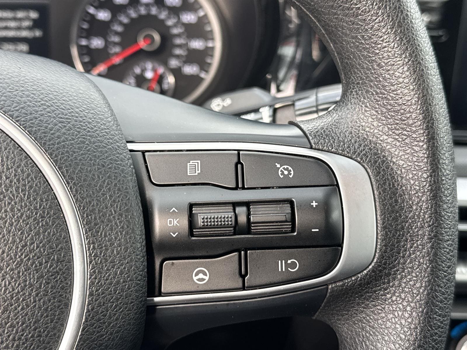 Thumbnail: 2023 Kia K5 - 19